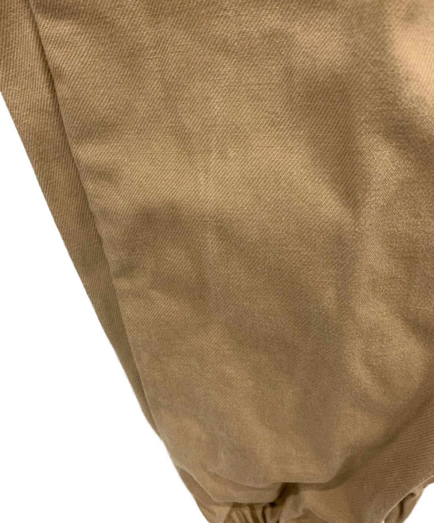 中古・古着通販】Hed Mayner (ヘド メイナー) タックパンツ カーキ