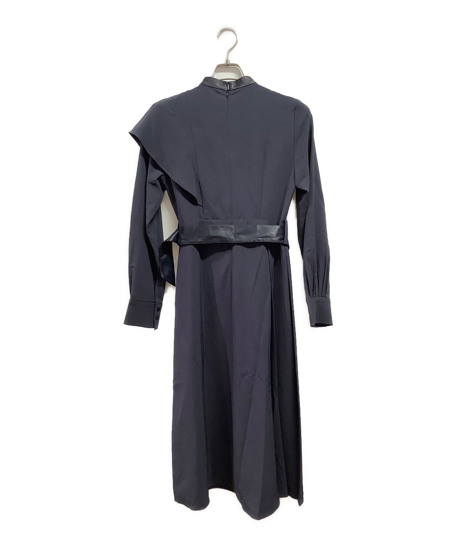 United Tokyo アシンメトリーワンピース 未使用級✨UNITED TOKYO アシンメトリーバイカラーワンピース