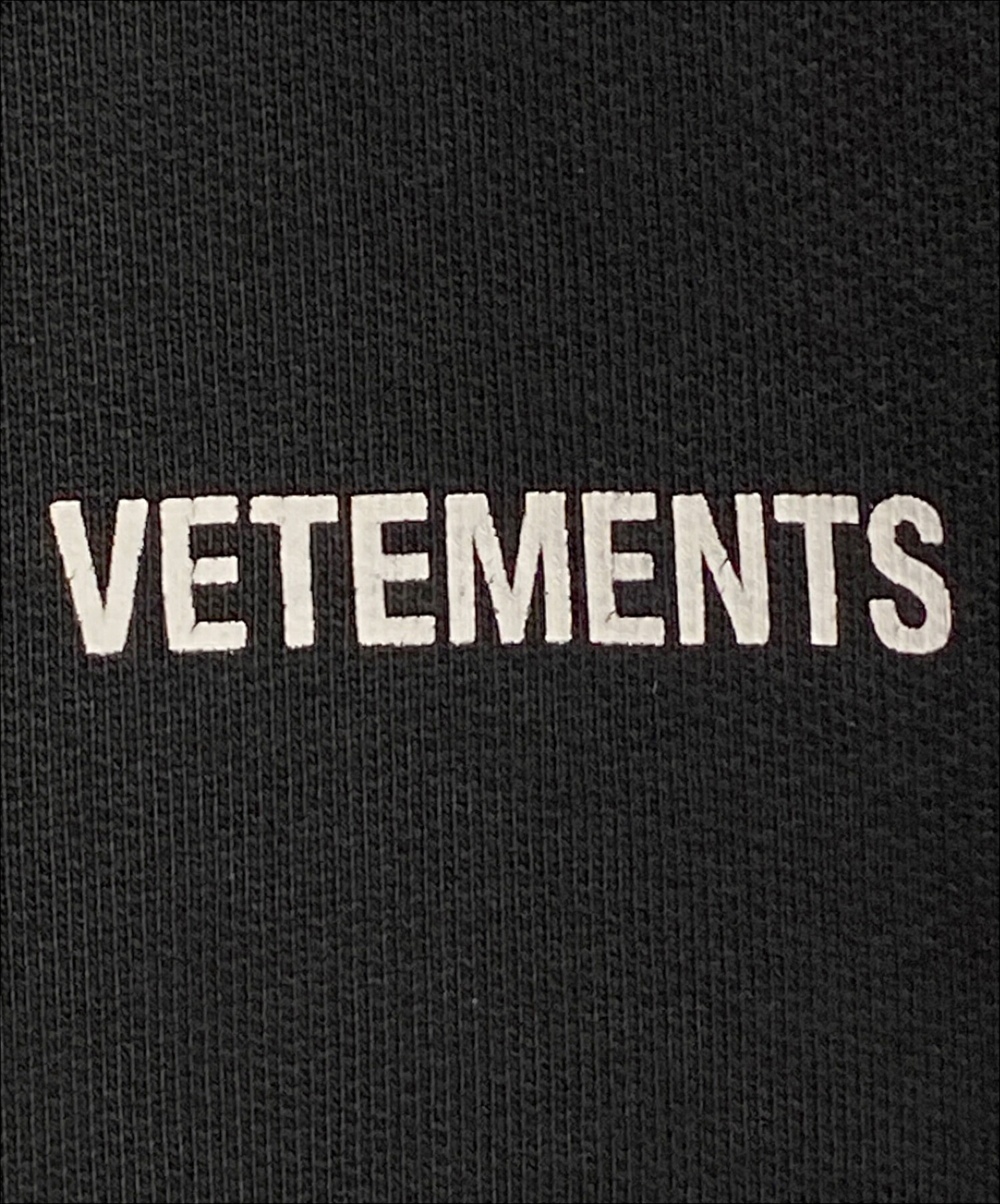 中古・古着通販】VETEMENTS (ヴェトモン) オーバーサイズロゴパーカー 