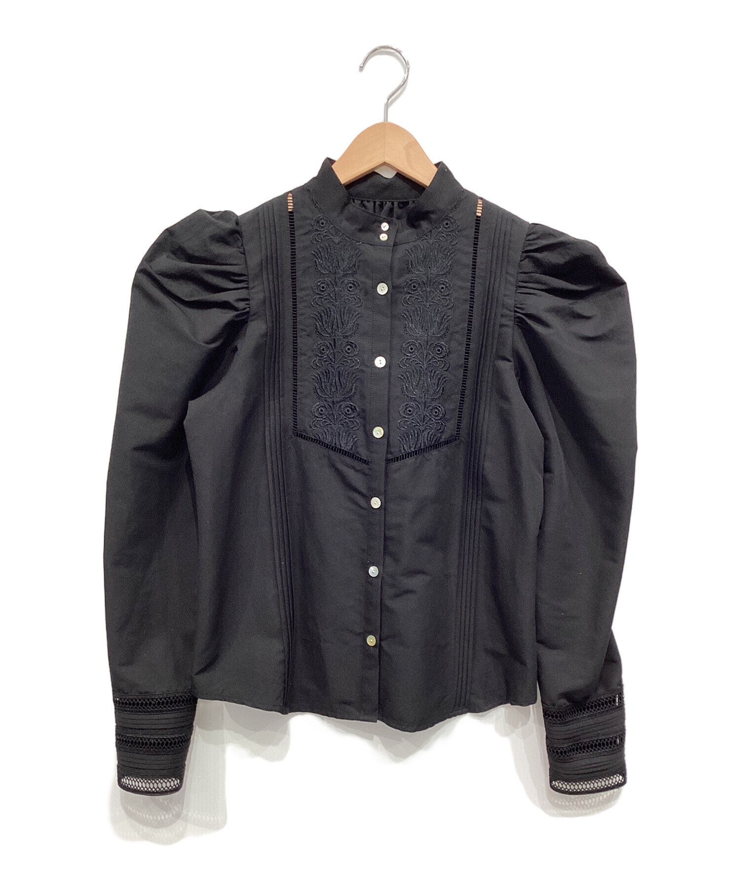 良品 AMERI アメリ UND POWER SHOULDER LACE BLOUSE パワーショルダー レース ブラウス シャツ 02120460230 サイズF ホワイト レディース 古着 中古 USED Ameri POWER SHOULDER LACE BLOUSE - メルカリ