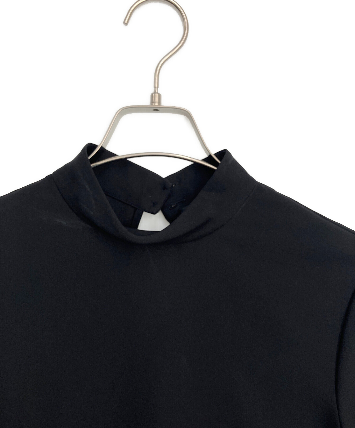 新品　セオリー　ブラックシャツ　定価３万円　M 中古・古着通販】theory (セオリー) モックネックブラウス ブラック