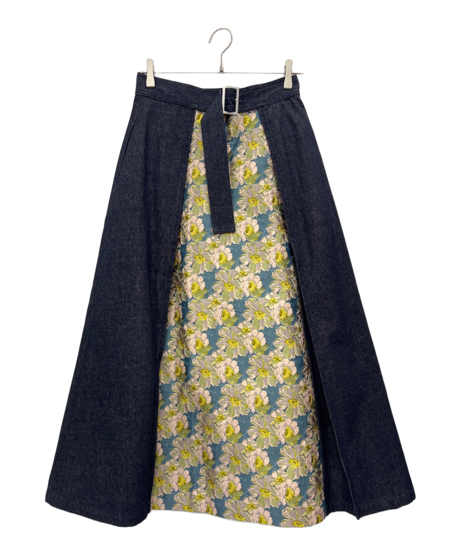 ☘春秋だね☘️ LADY'sフレアスカート♡Lois CRAYON♡新品 中古・古着通販】Lois CRAYON (ロイスクレヨン) デニムジャカード