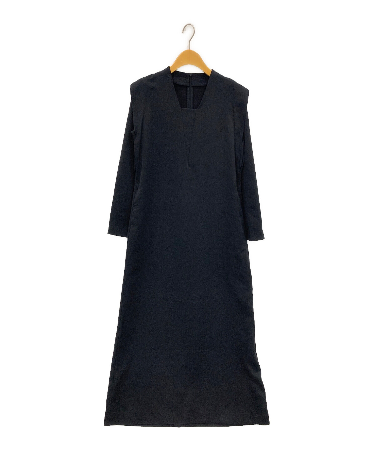 中古・古着通販】RIM.ARK (リムアーク) V neck straight OP ブラック