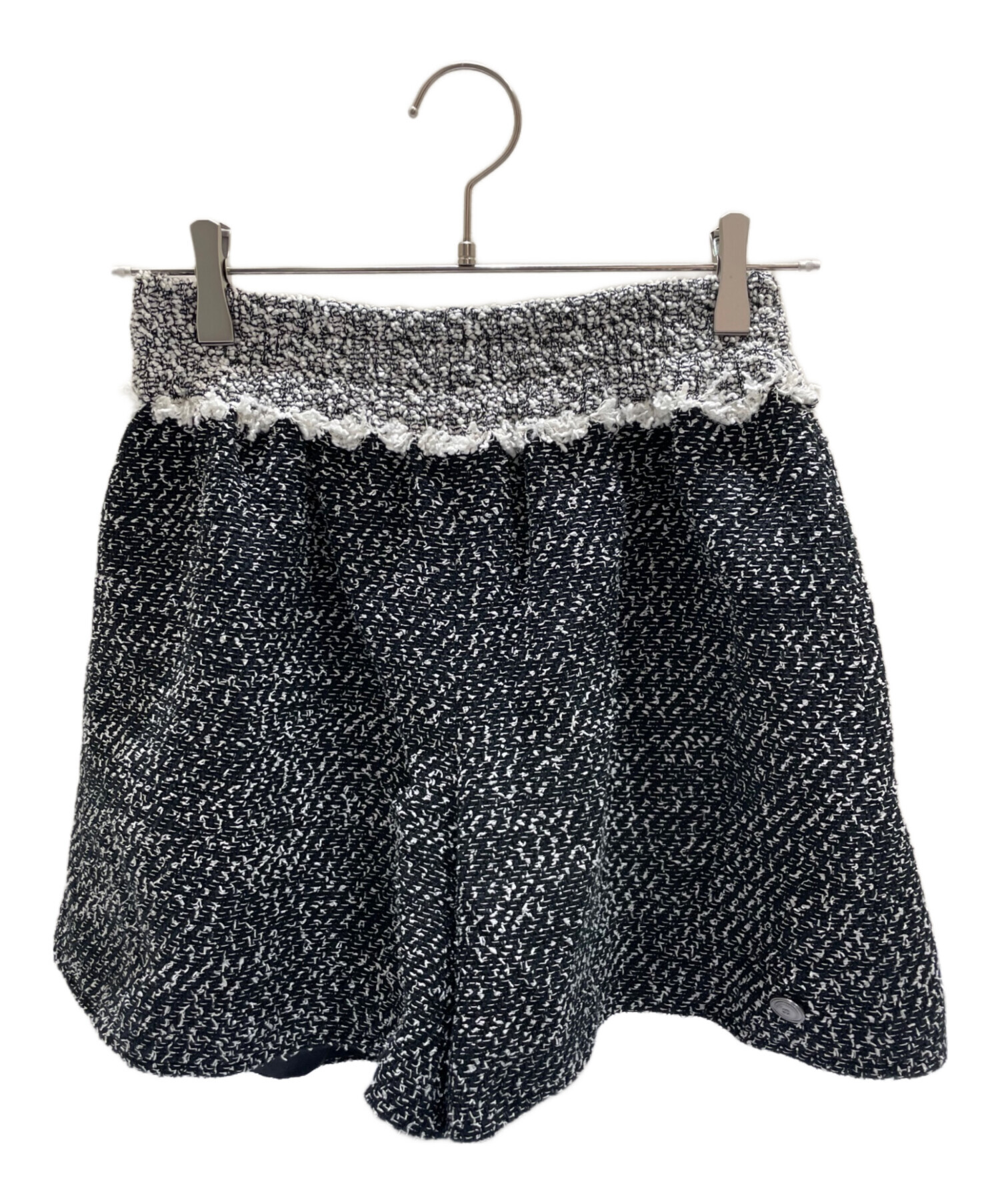 シャネル ショート パンツ 中古・古着通販】CHANEL (シャネル) ツイードショートパンツ ブラック