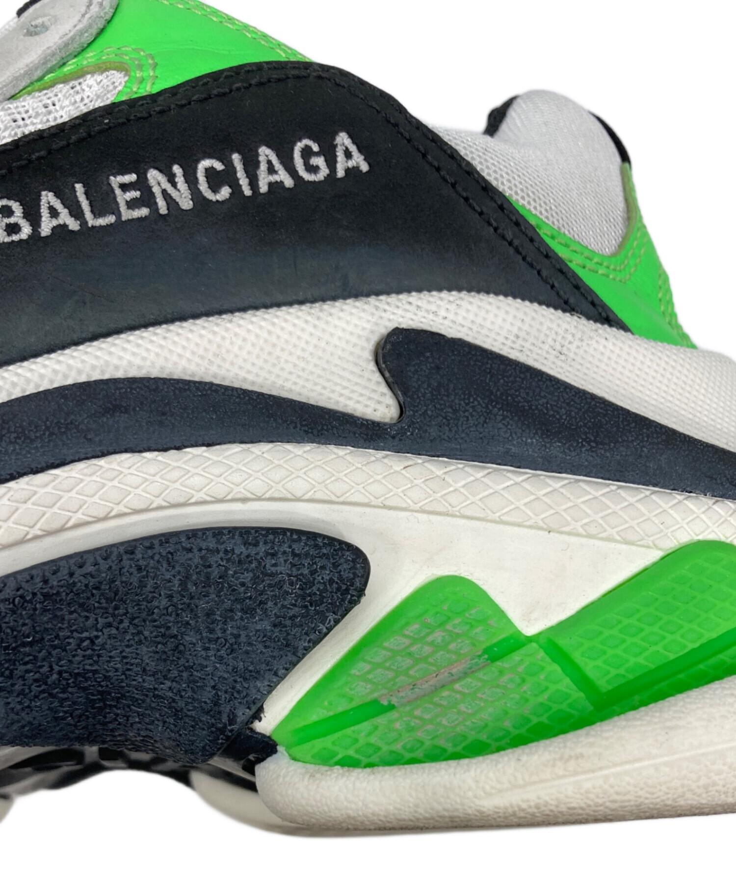 BALENCIAGA スニーカー 38 ホワイト/グリーン BALENCIAGA Track スニーカー ホワイト グリーンアクセント - メルカリ