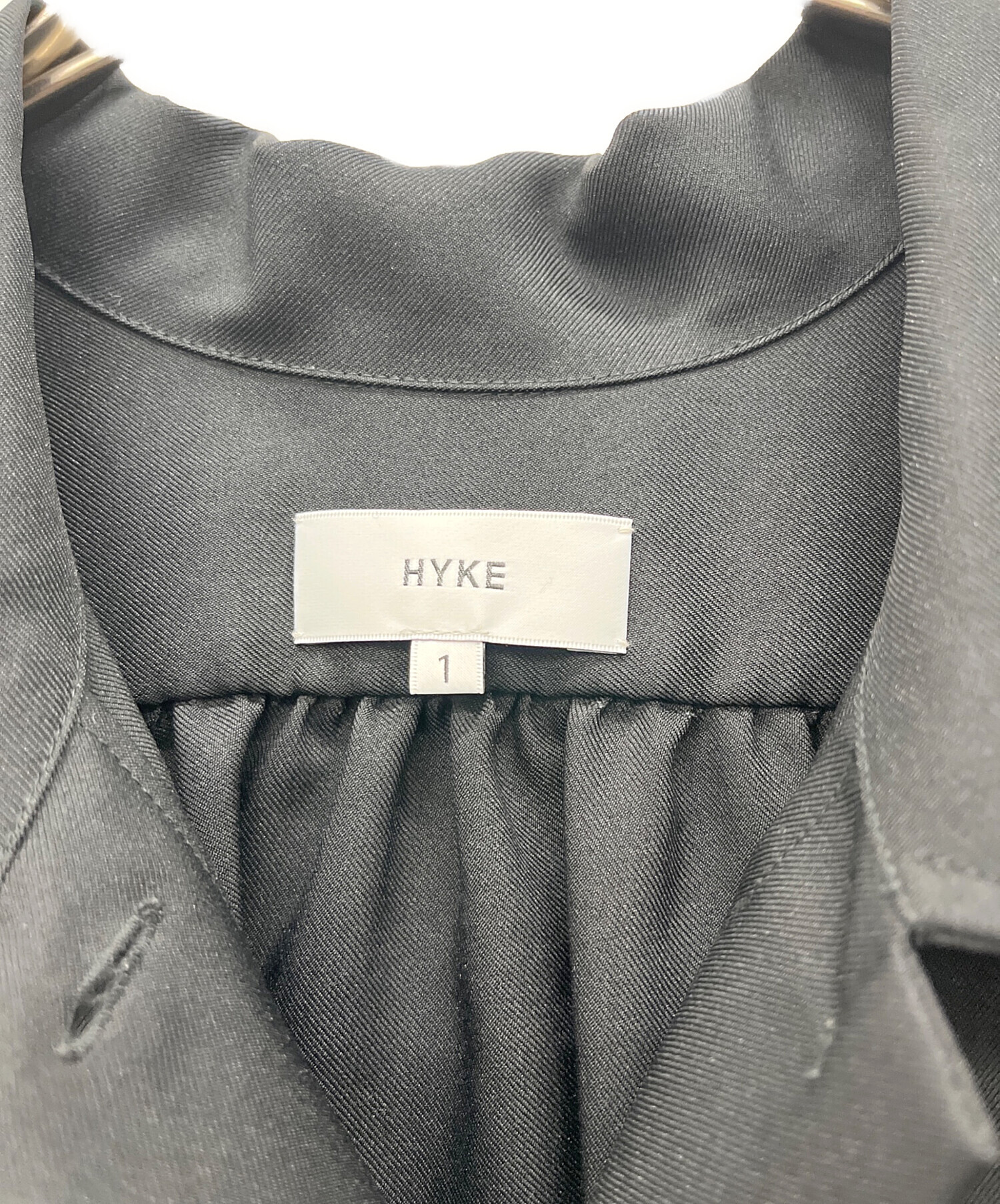 中古・古着通販】HYKE (ハイク) ボリュームスリーブシャツ ブラック 