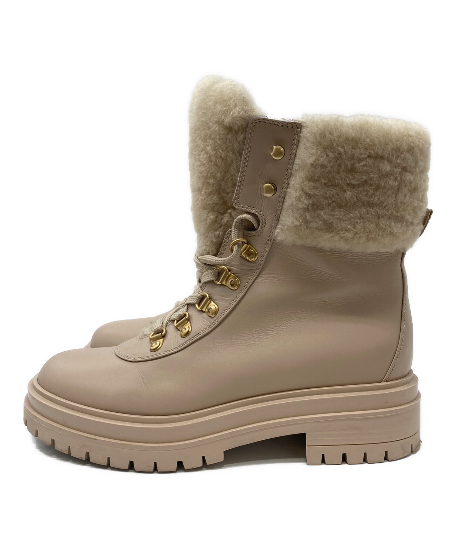 Gianvito Rossi レザー ベージュ スクエアトゥブーツ Gianvito Rossi | Montey beige leather boots | Savannahs