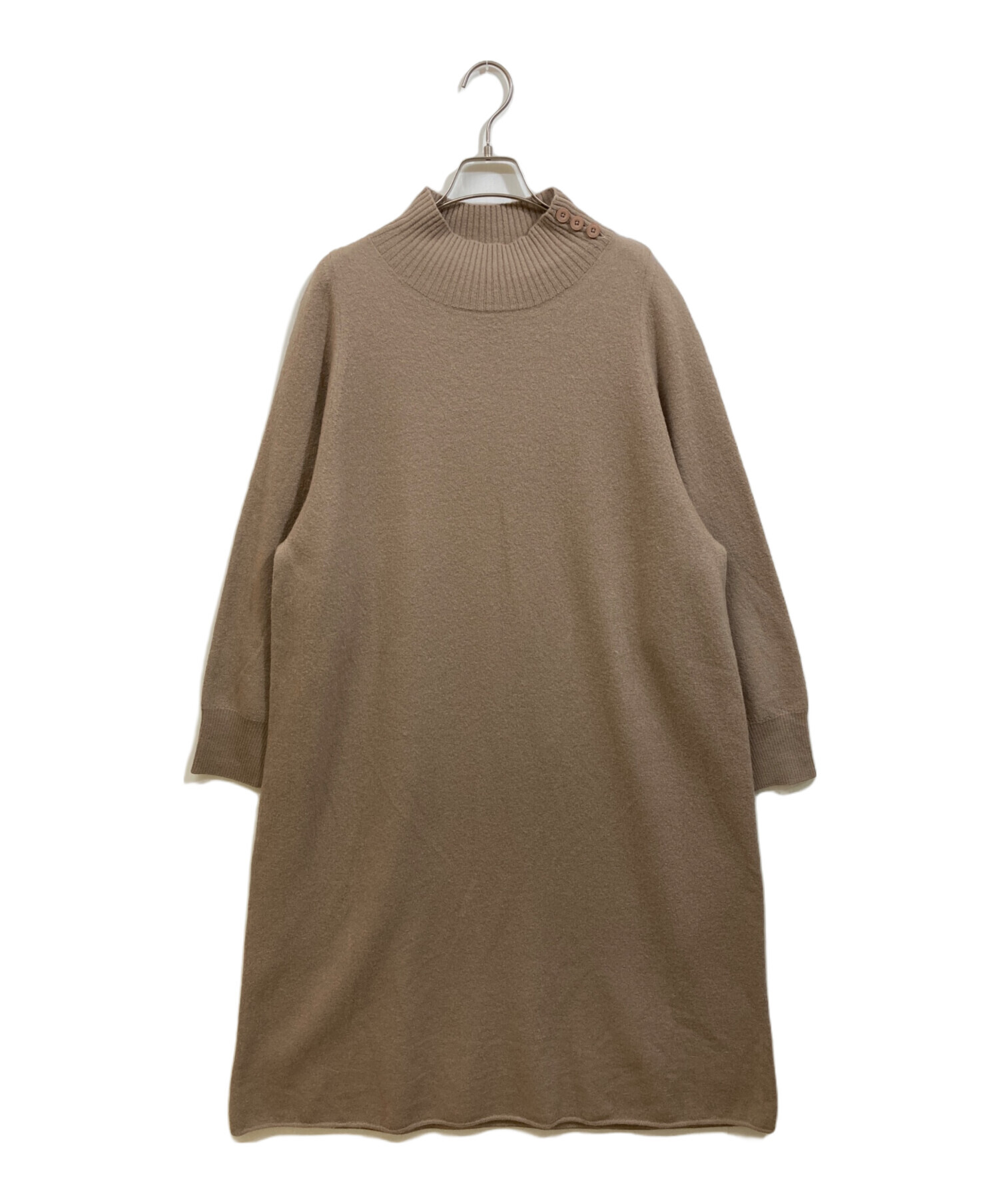 美品♡ アンタイトル　ワンピース　5L 大きいサイズ　ベージュ 中古・古着通販】UNTITLED (アンタイトル) Aライン圧縮ニット