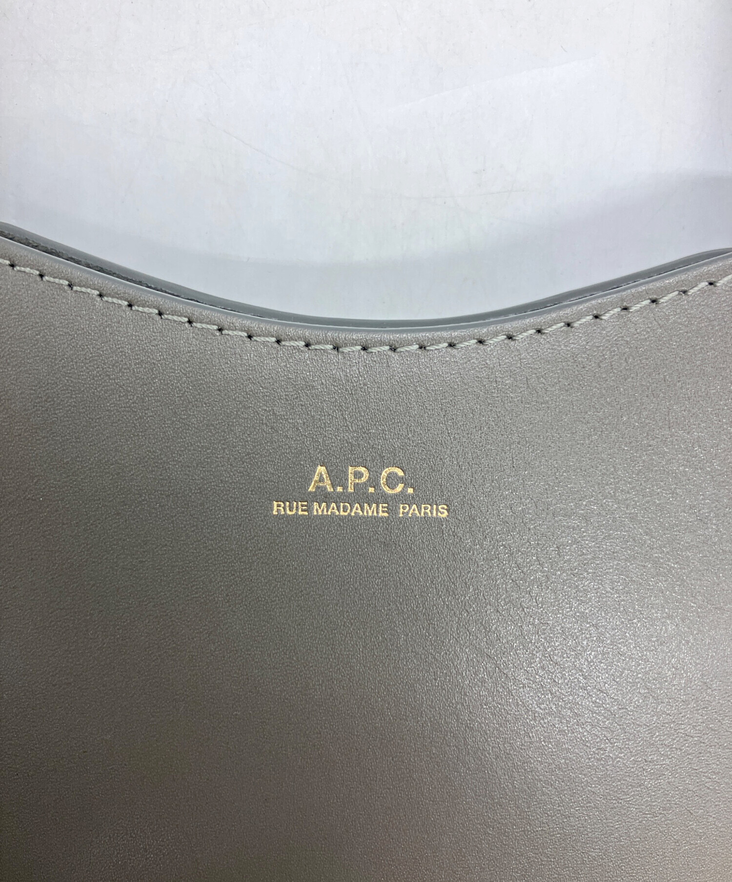 中古・古着通販】A.P.C. (アーペーセー) NECK POUCH JAMIE グレー