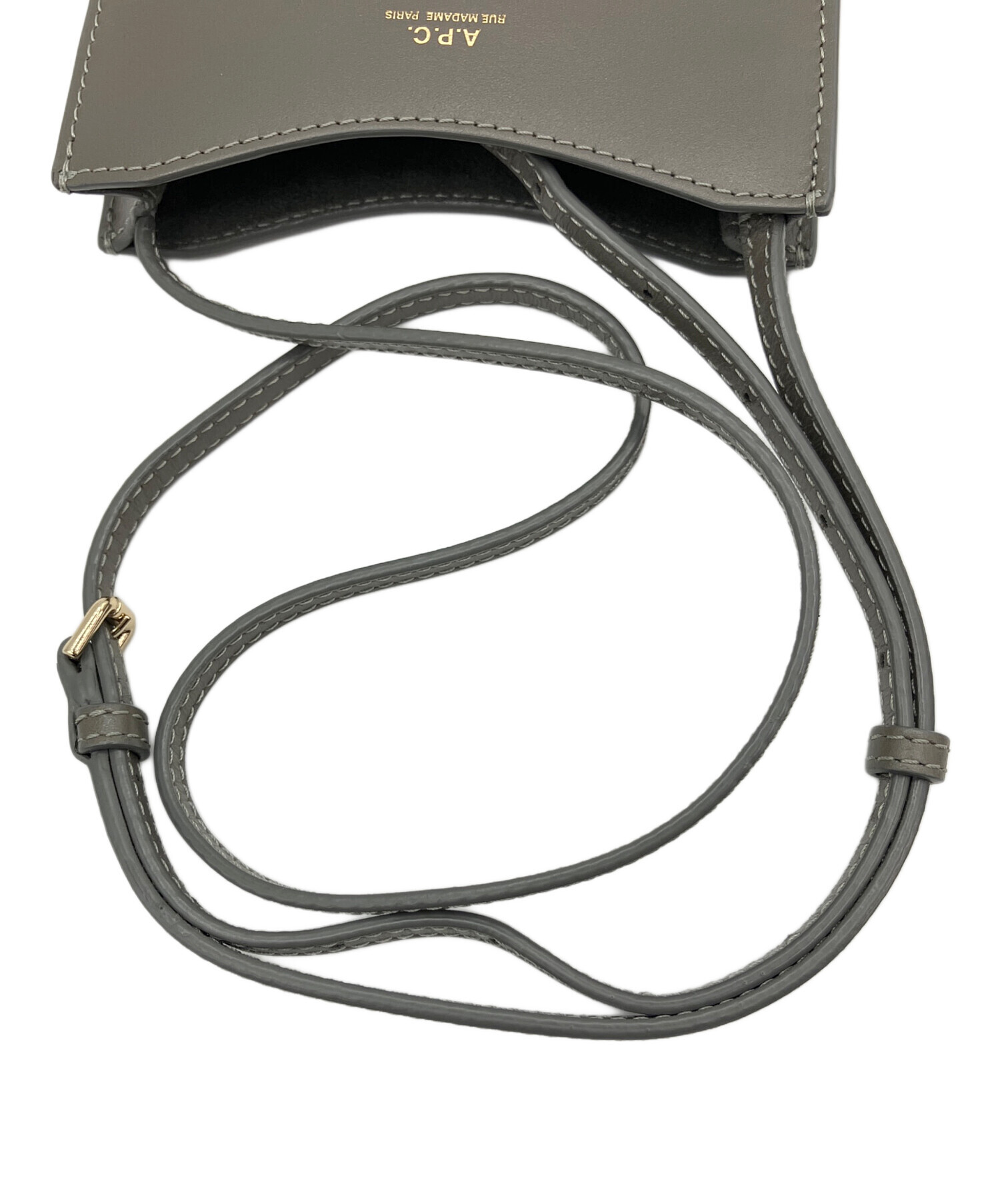 中古・古着通販】A.P.C. (アーペーセー) NECK POUCH JAMIE グレー 