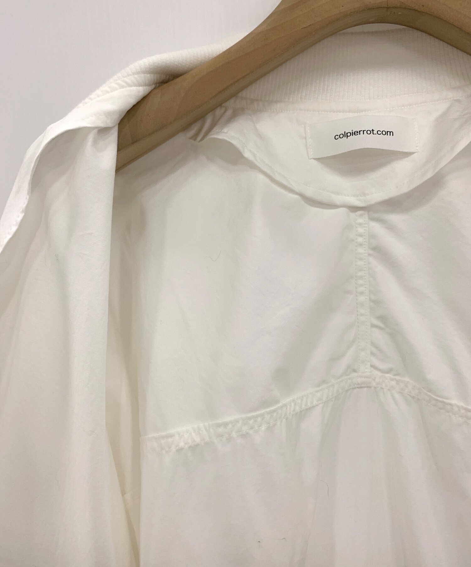 col pierrot.com 白ブルゾン