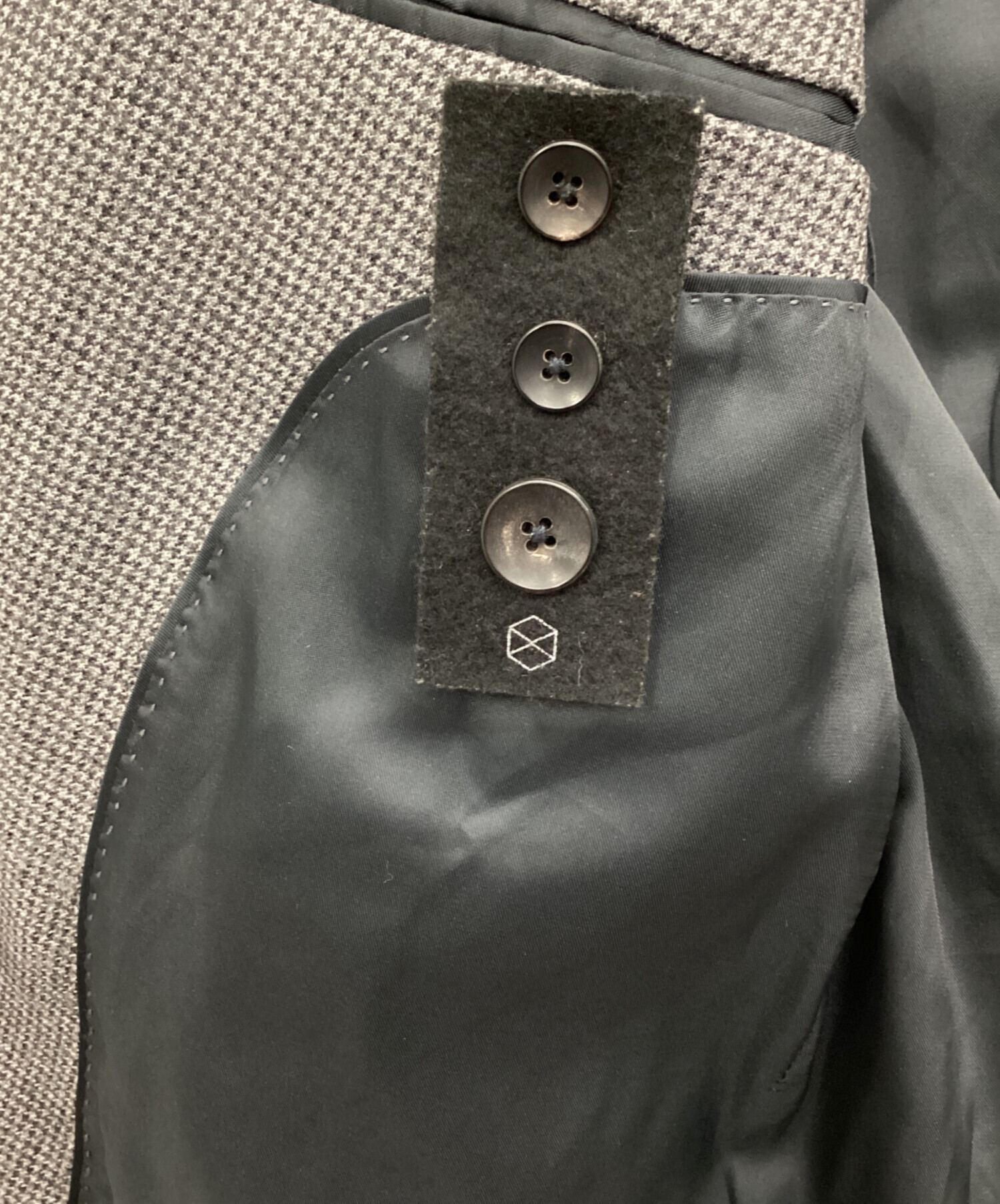 【新品】LARDINI ダブルジャケット グレー 44【セール】 中古・古着通販】LARDINI (ラルディーニ) ダブルジャケット グレー