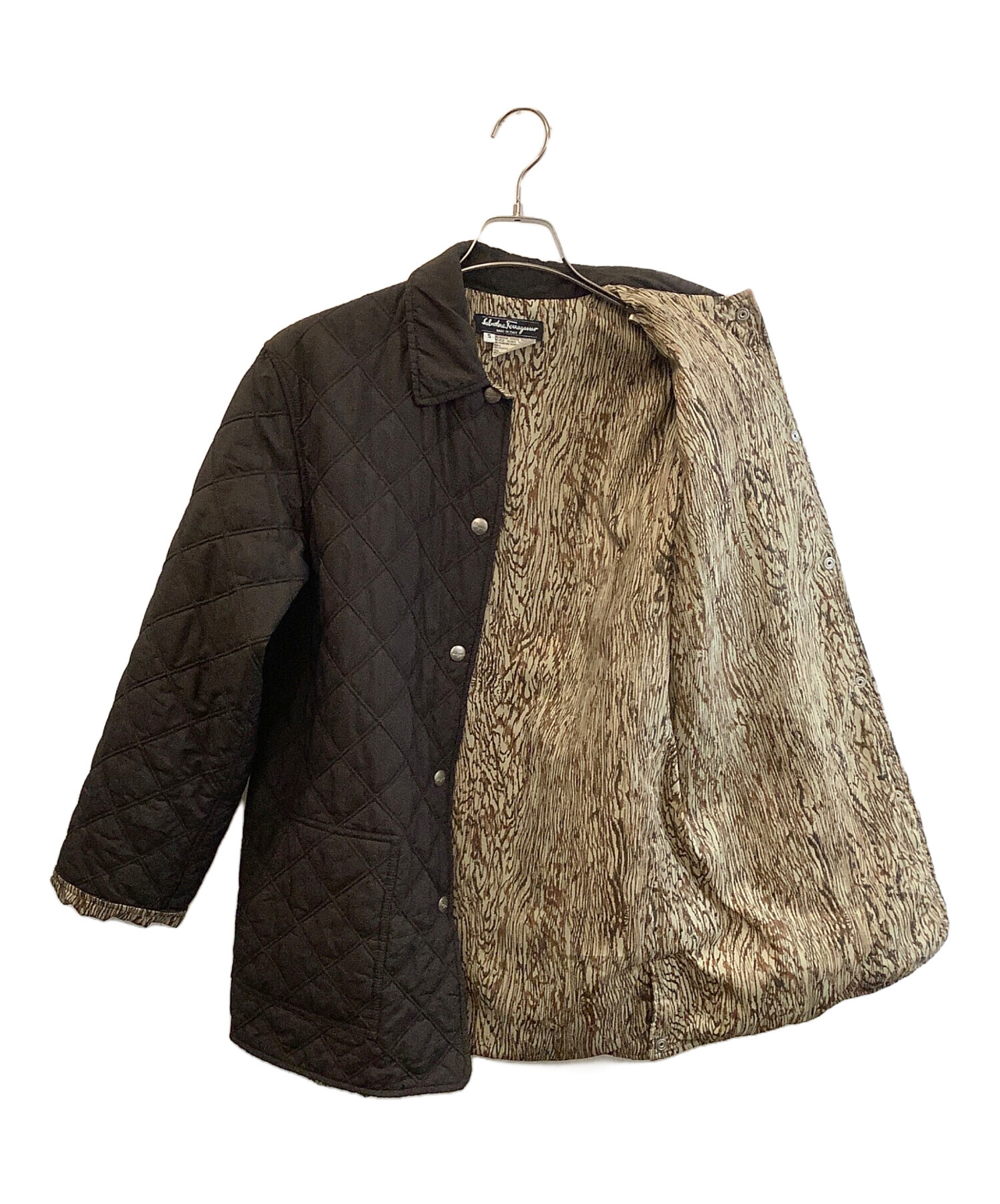 Salvatore Ferragamoフェラガモ キルティング コートSサイズ