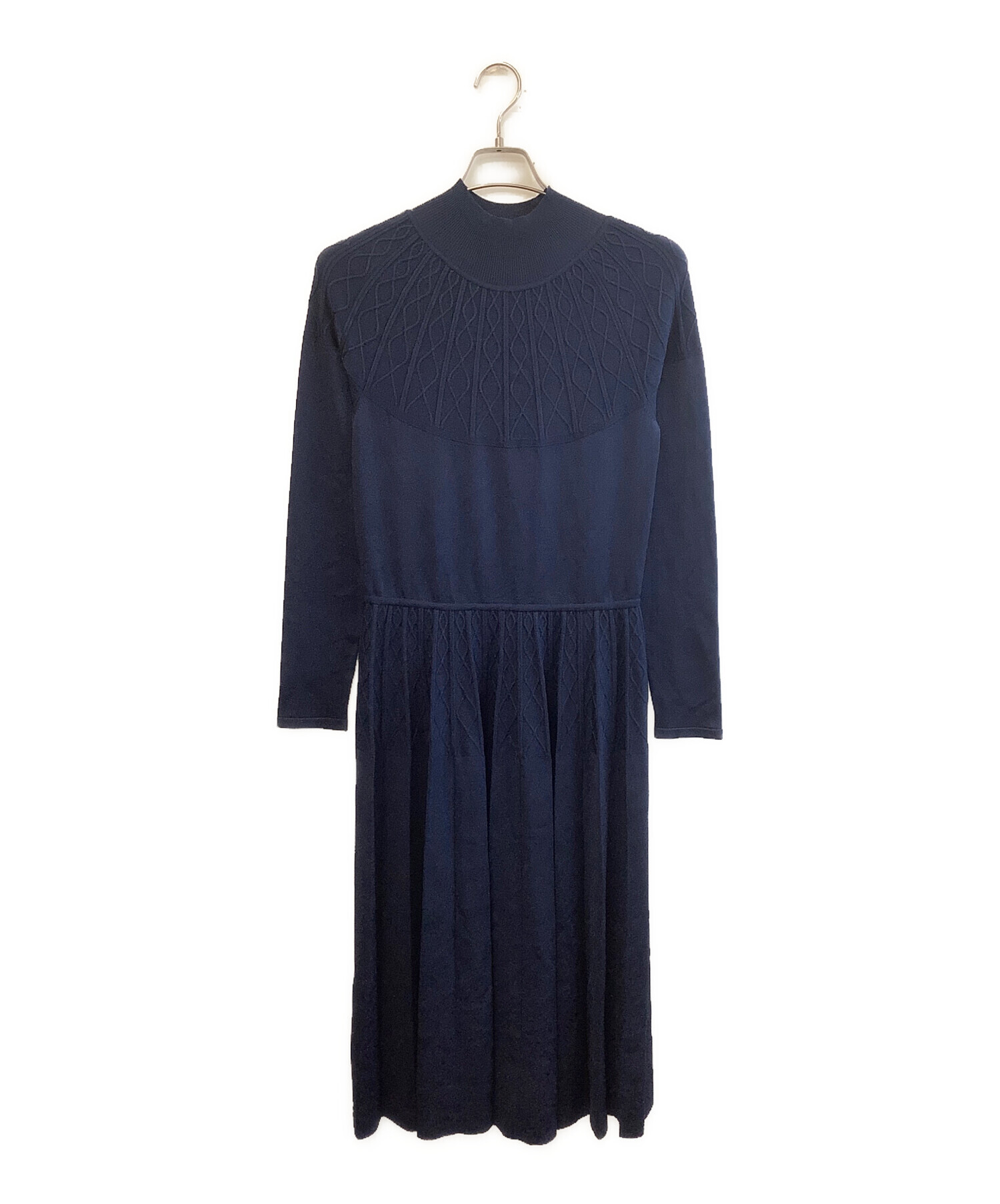 中古・古着通販】Cruciani (クルチアーニ) ニットワンピース 中古・古着通販】Cruciani (クルチアーニ) ニットワンピース