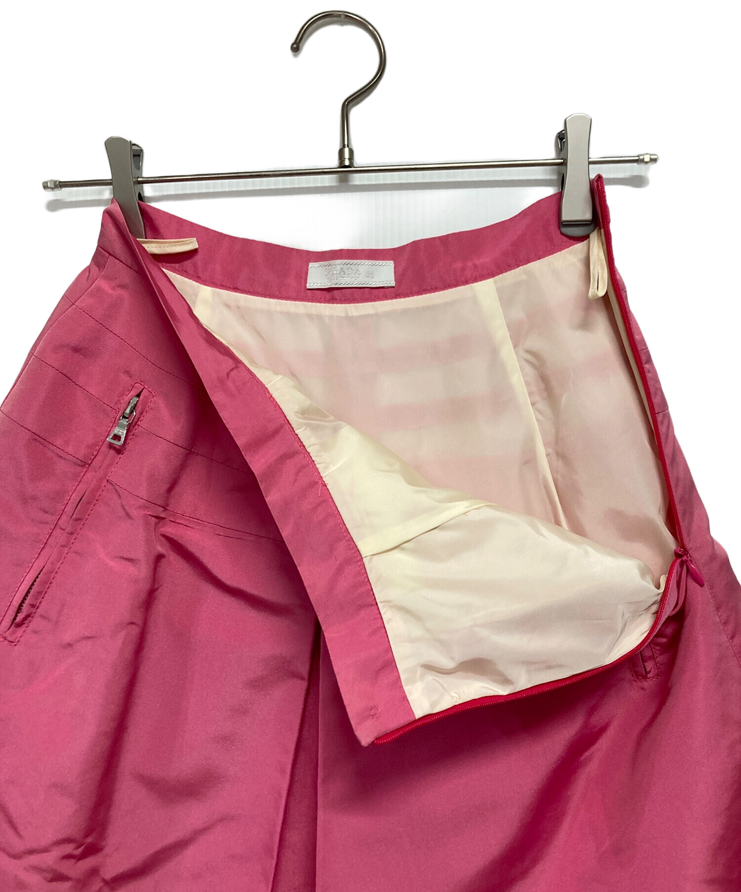 中古・古着通販】PRADA (プラダ) シルク混タックスカート ピンク