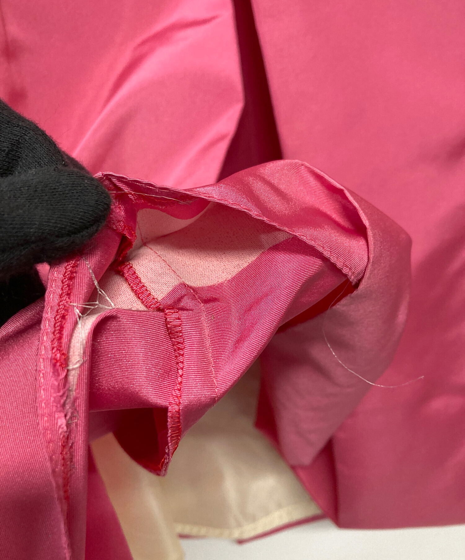 中古・古着通販】PRADA (プラダ) シルク混タックスカート ピンク