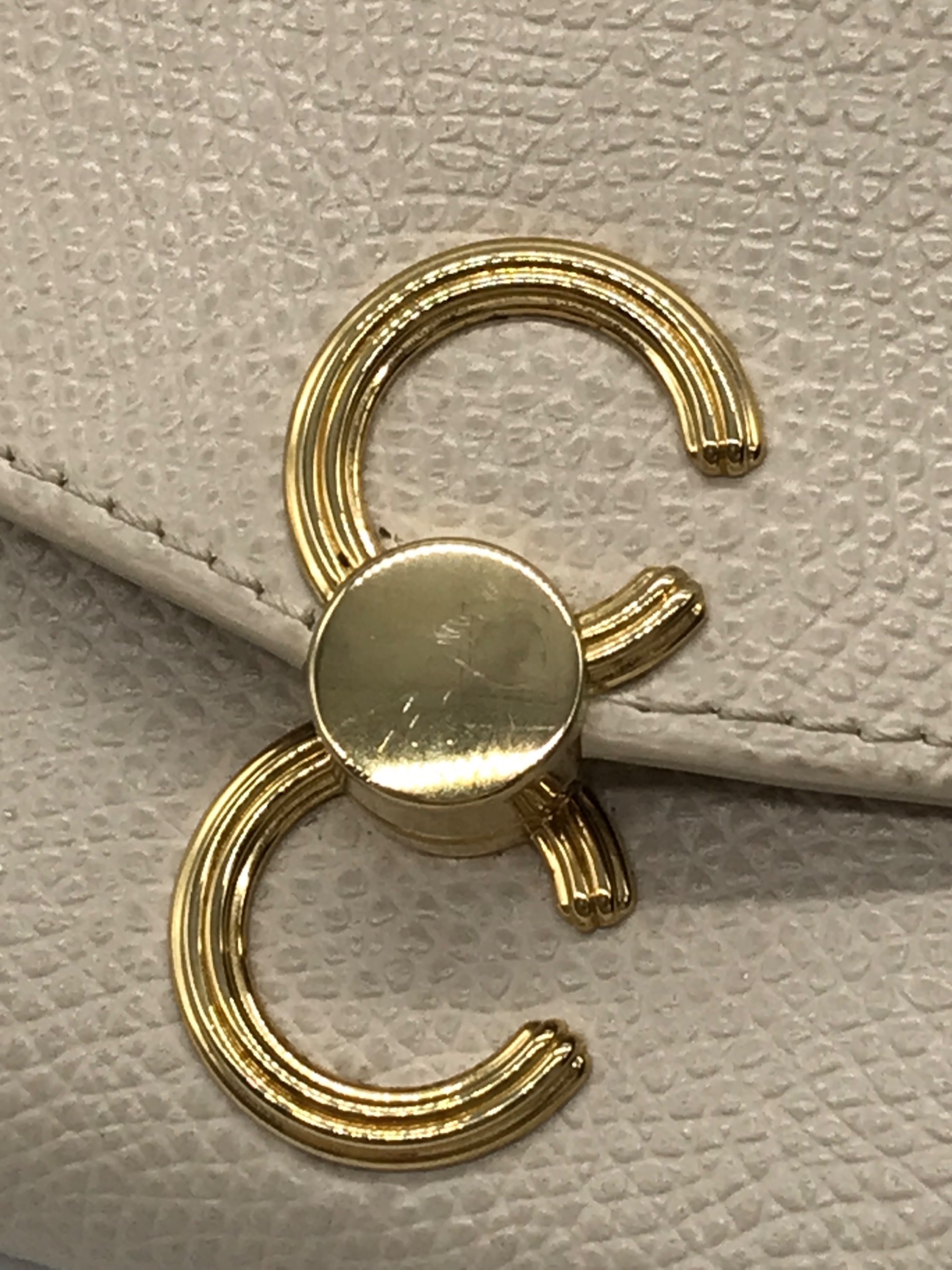 中古・古着通販】CAFUNE (カフネ) Double-C Wallet ベージュ サイズ