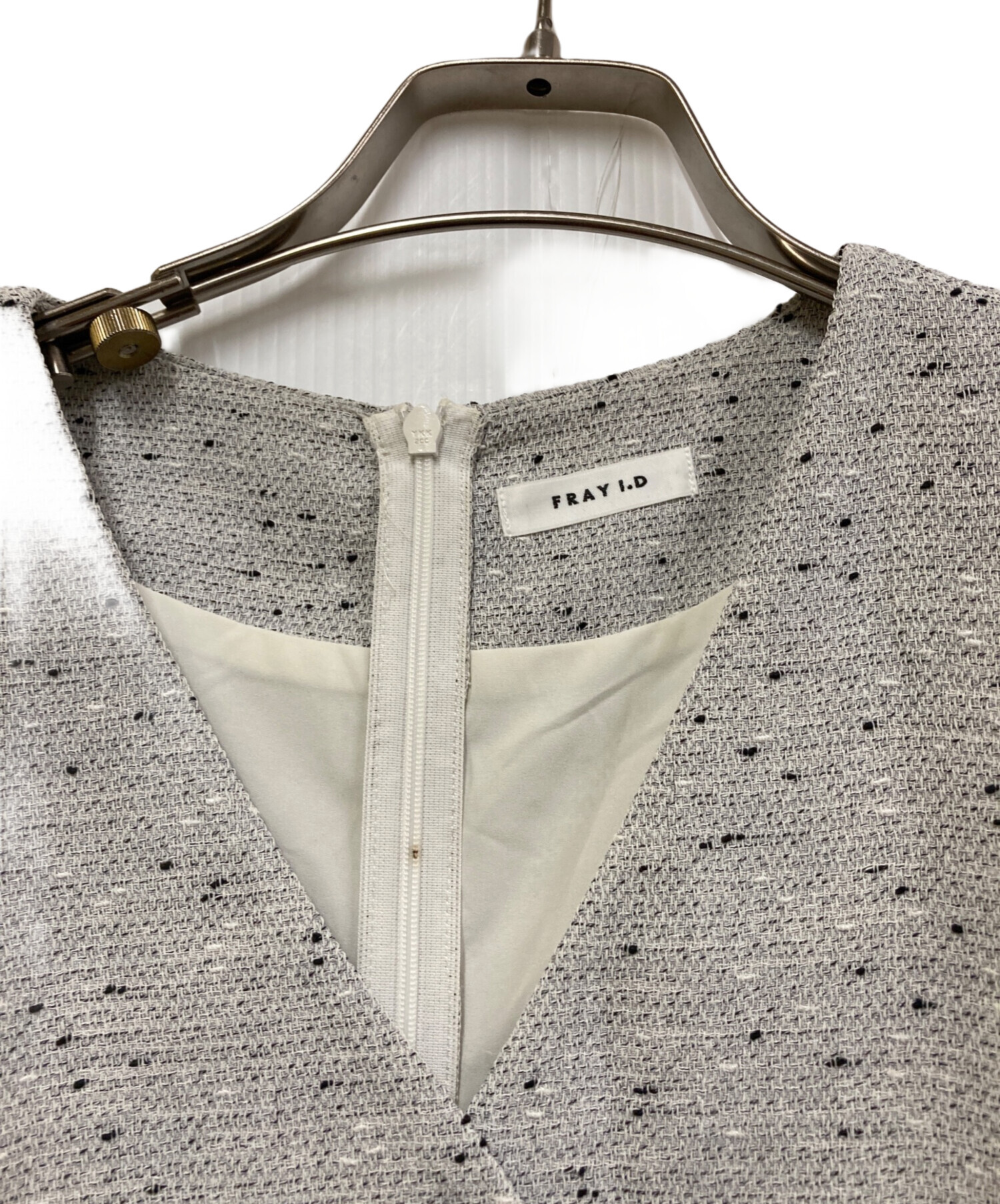 中古・古着通販】FRAY ID (フレイ アイディー) ショートノーカラー 