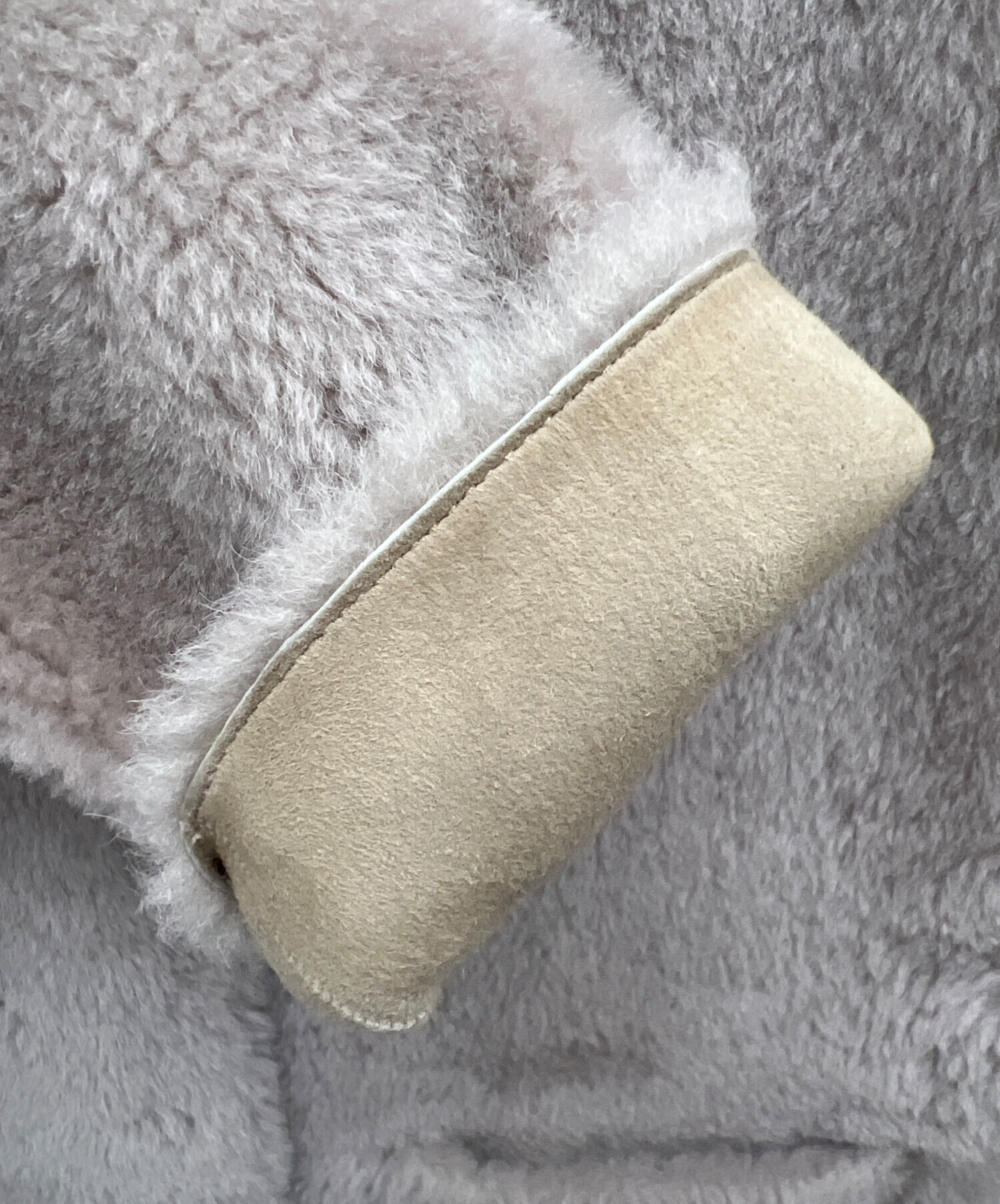 中古・古着通販】TARA JARMON (タラジャーモン) ムートンコート