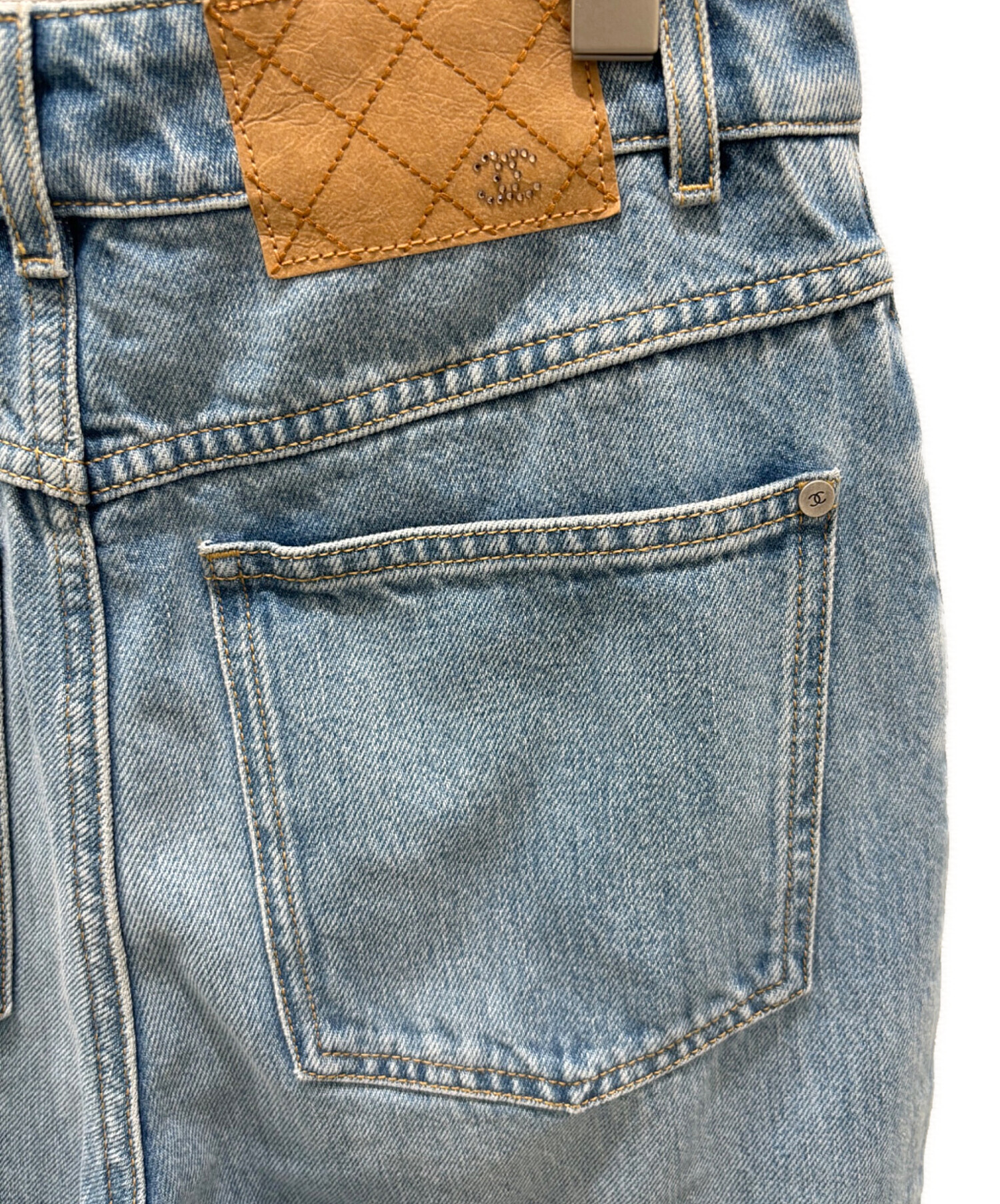 中古・古着通販】CHANEL (シャネル) ココボタンフレアデニム サイズ:36