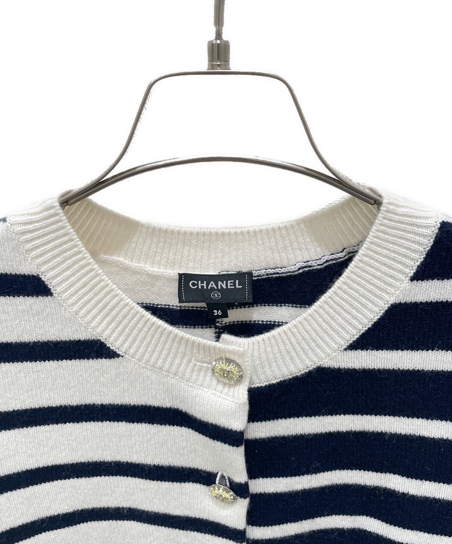 CHANEL ネイビー ボタン付きカーディガン 36 中古・古着通販】CHANEL (シャネル) ココボタンボーダーカーディガン