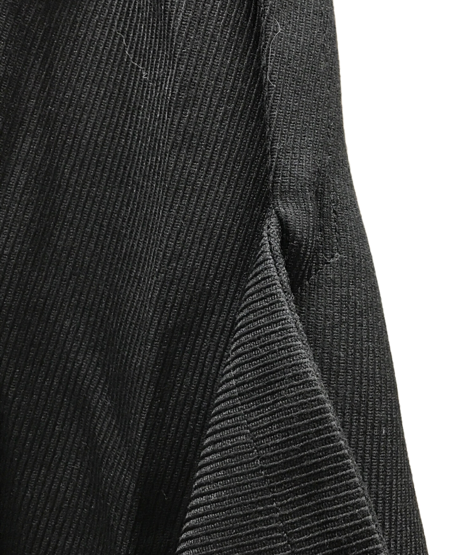 コムデギャルソン　2022年　変形フレアスカート　ウエストゴム　ウール　黒 コムデギャルソン 2022年 変形フレアスカート ウエストゴム ウール 黒