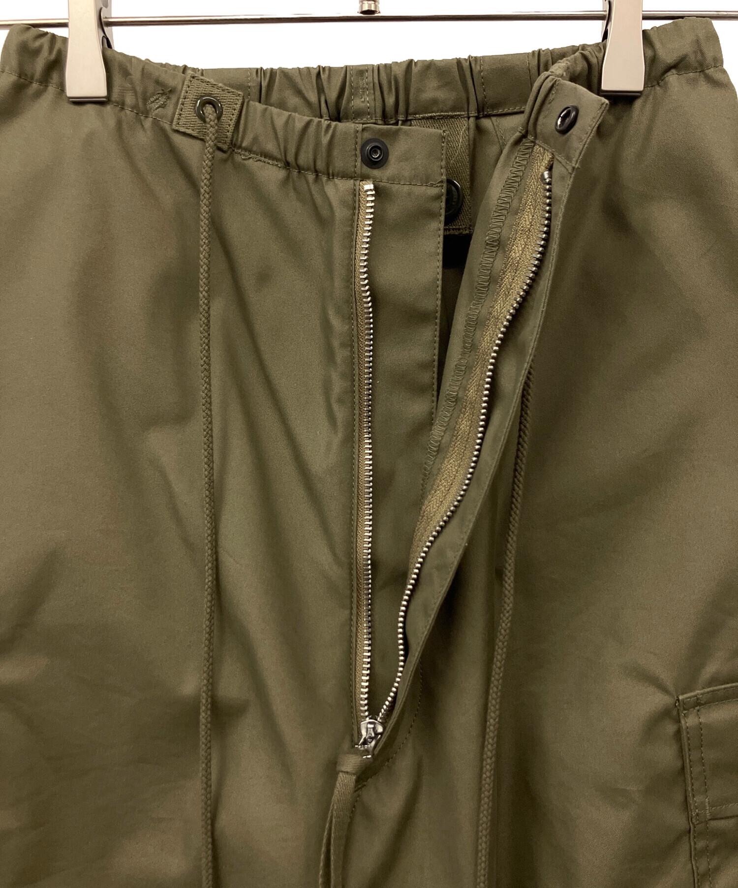 中古・古着通販】HYKE (ハイク) M-51 TYPE SHELL PANTS オリーブ