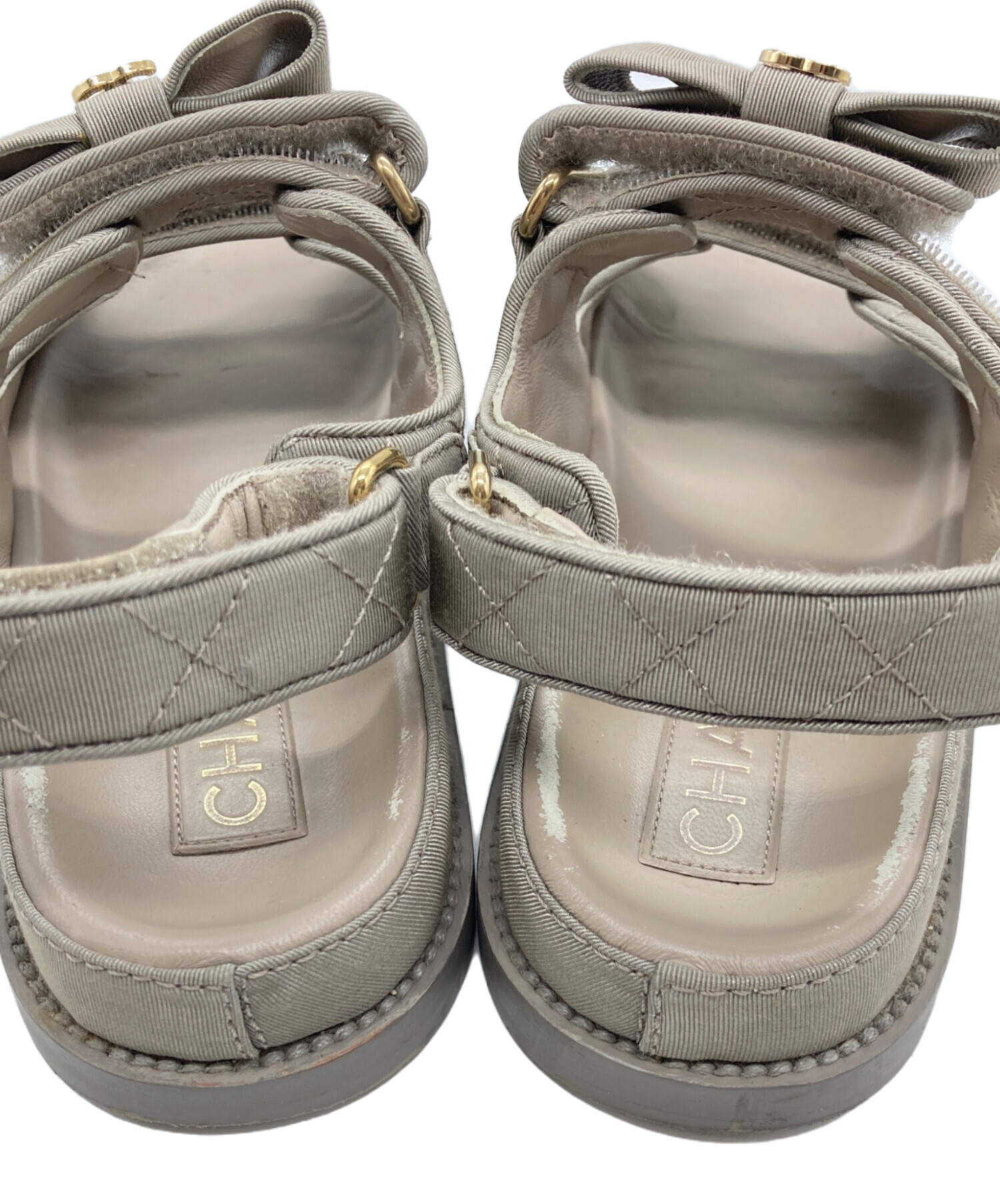 中古・古着通販】CHANEL (シャネル) ココマークリボンサンダル グレー