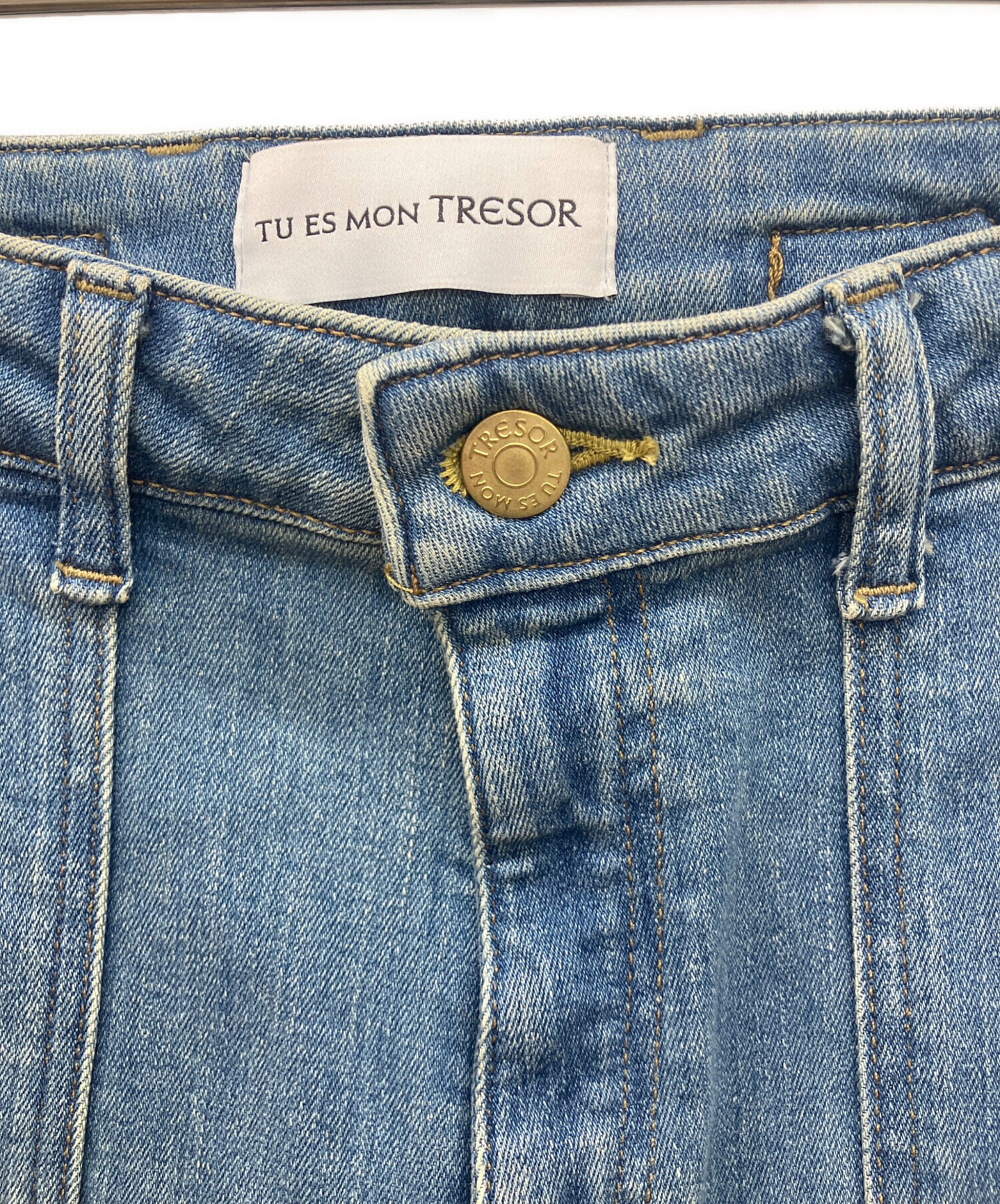 Tu es mon TRESOR トゥエモントレゾア　ビジューデニムパンツ Tu es mon Tresor(トゥ エ モン トレゾア)/The Mother of Pearl Jean