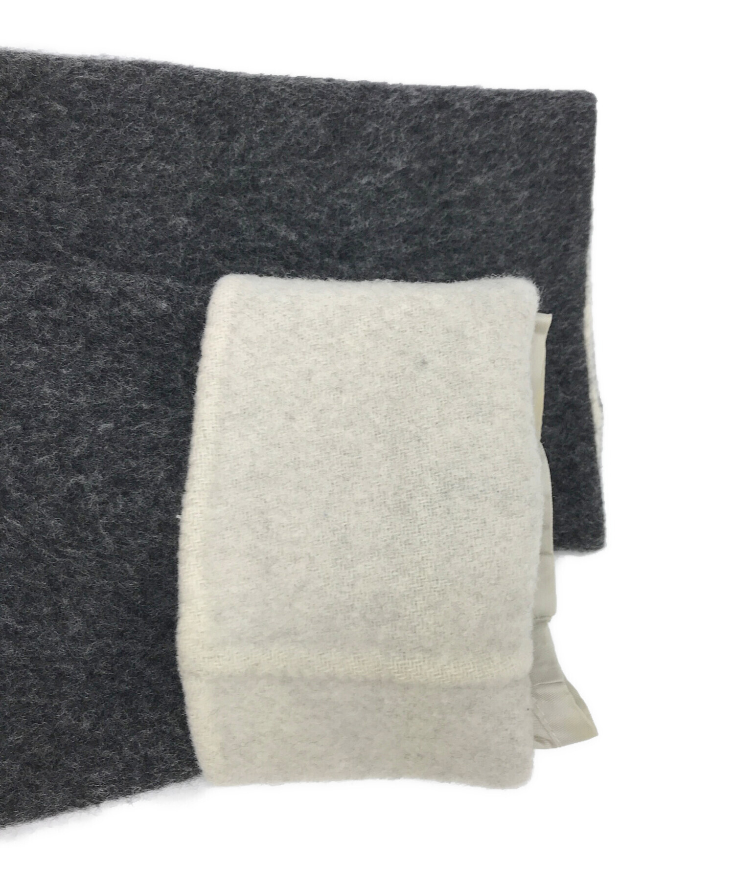 ENFOLD リバー ウール ガウン コート グレー　36 ロング　カラーレス ENFOLD（ロングコート）のフリマアイテム一覧