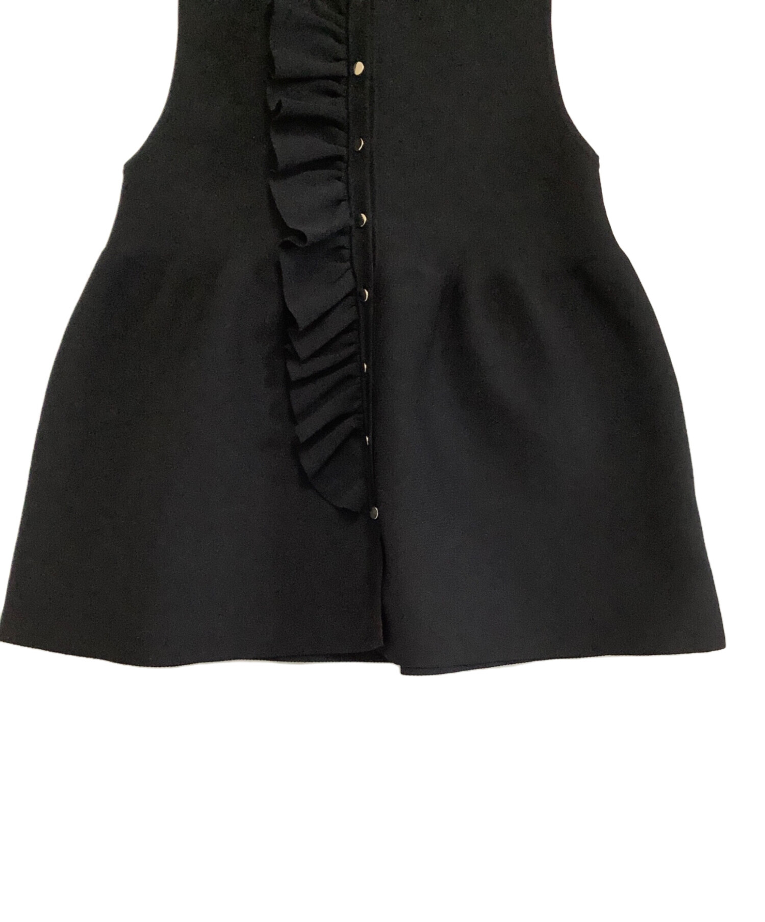 【美品】２７日まで値下げ　ユナイテッドアローズ　フリルニットベスト UNITED ARROWS（ユナイテッドアローズ）の「P フリル ニット