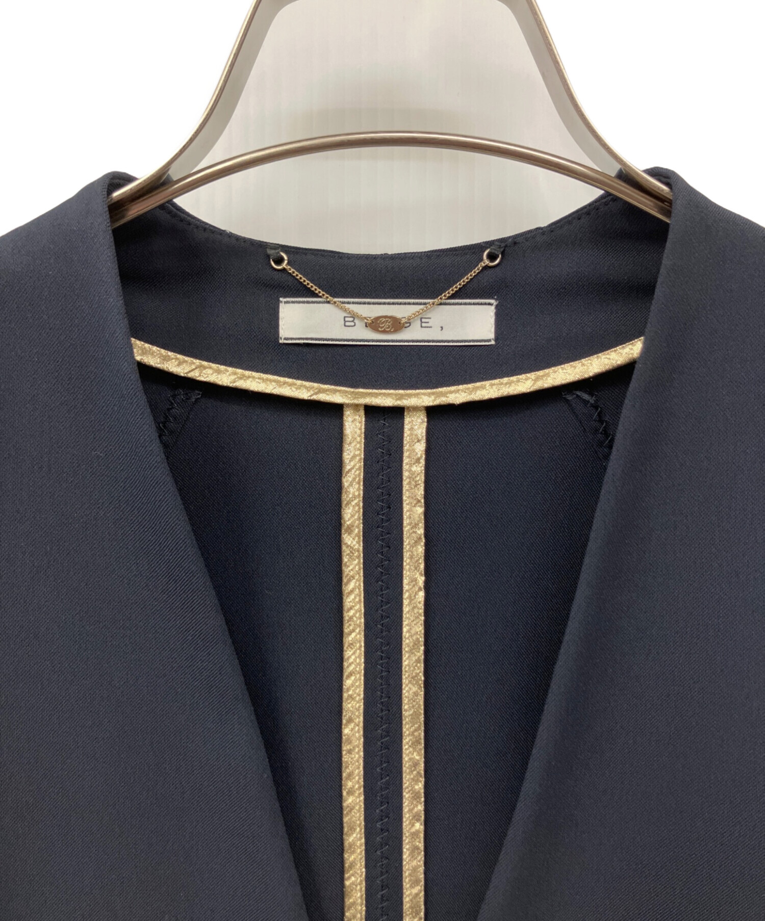 中古・古着通販】BEIGE (ベイジ) LUIZA ノーカラージャケット ネイビー