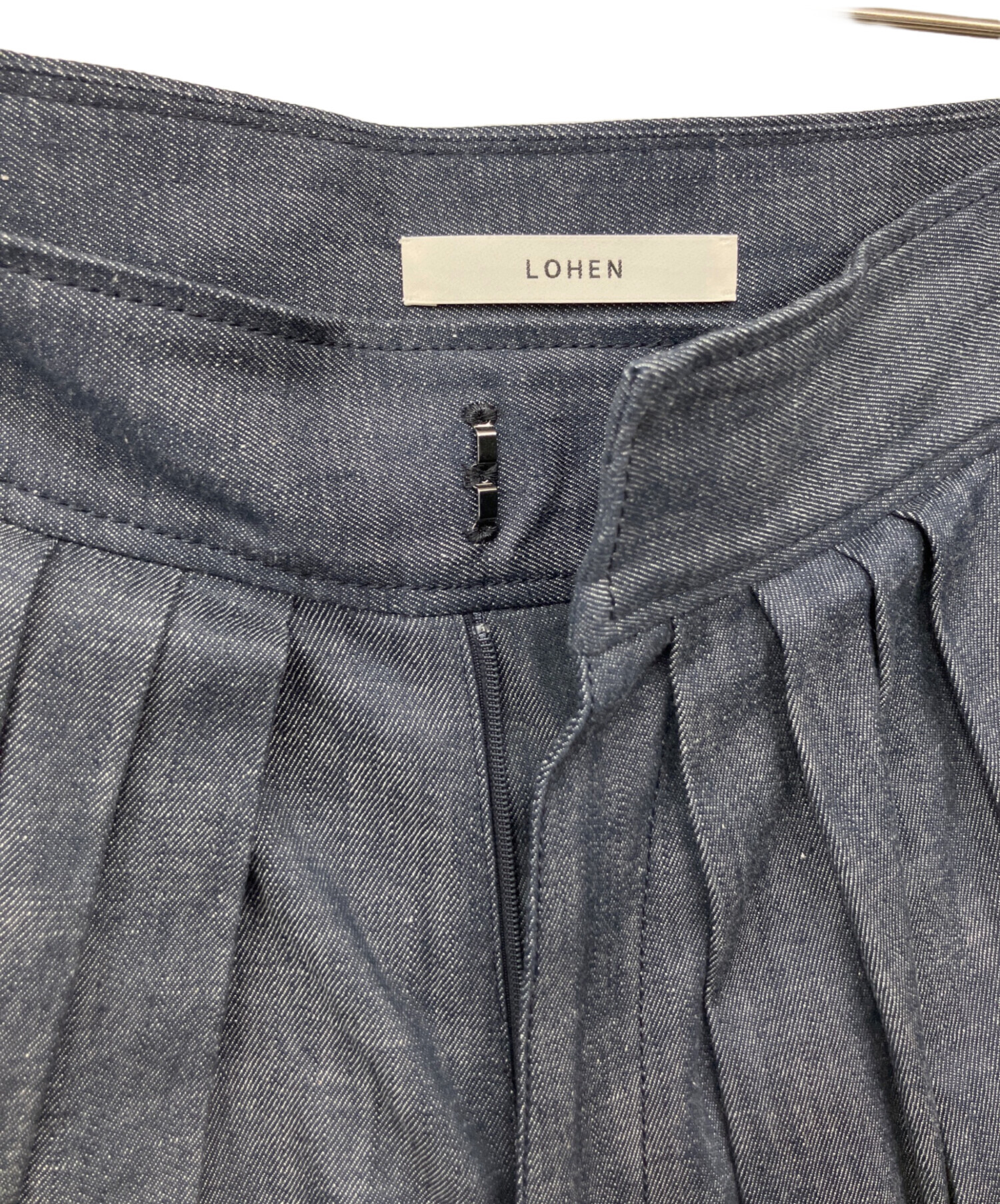 中古・古着通販】LOHEN (ローヘン) ランダムタックハイウエストパンツ