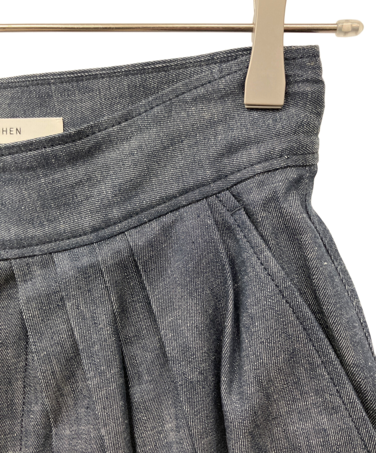 中古・古着通販】LOHEN (ローヘン) ランダムタックハイウエストパンツ