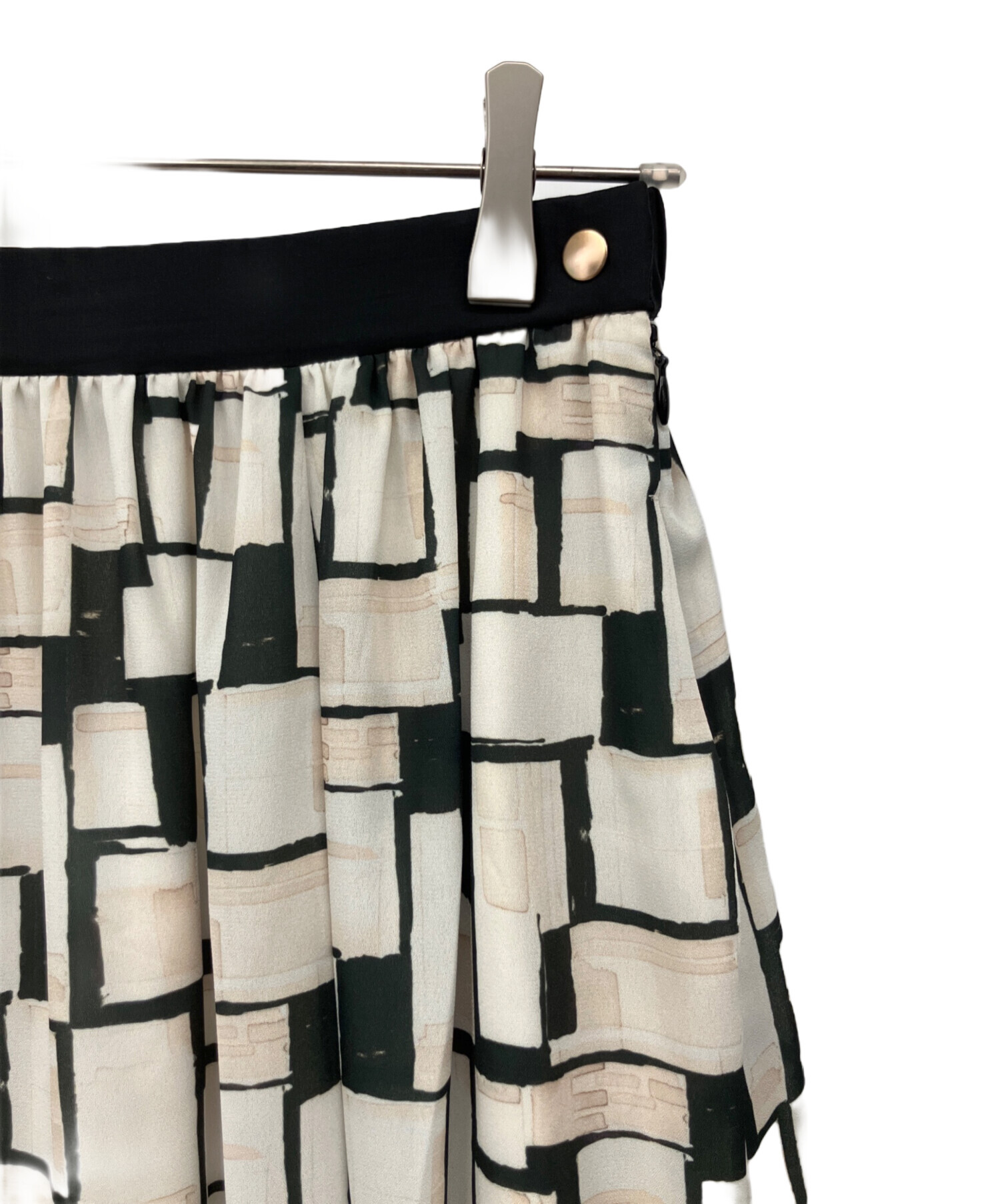 23区　ARGENTIコラージュプリント ティアード スカート　38 新品 洗える】ARGENTIコラージュプリント ティアードスカート / 23区