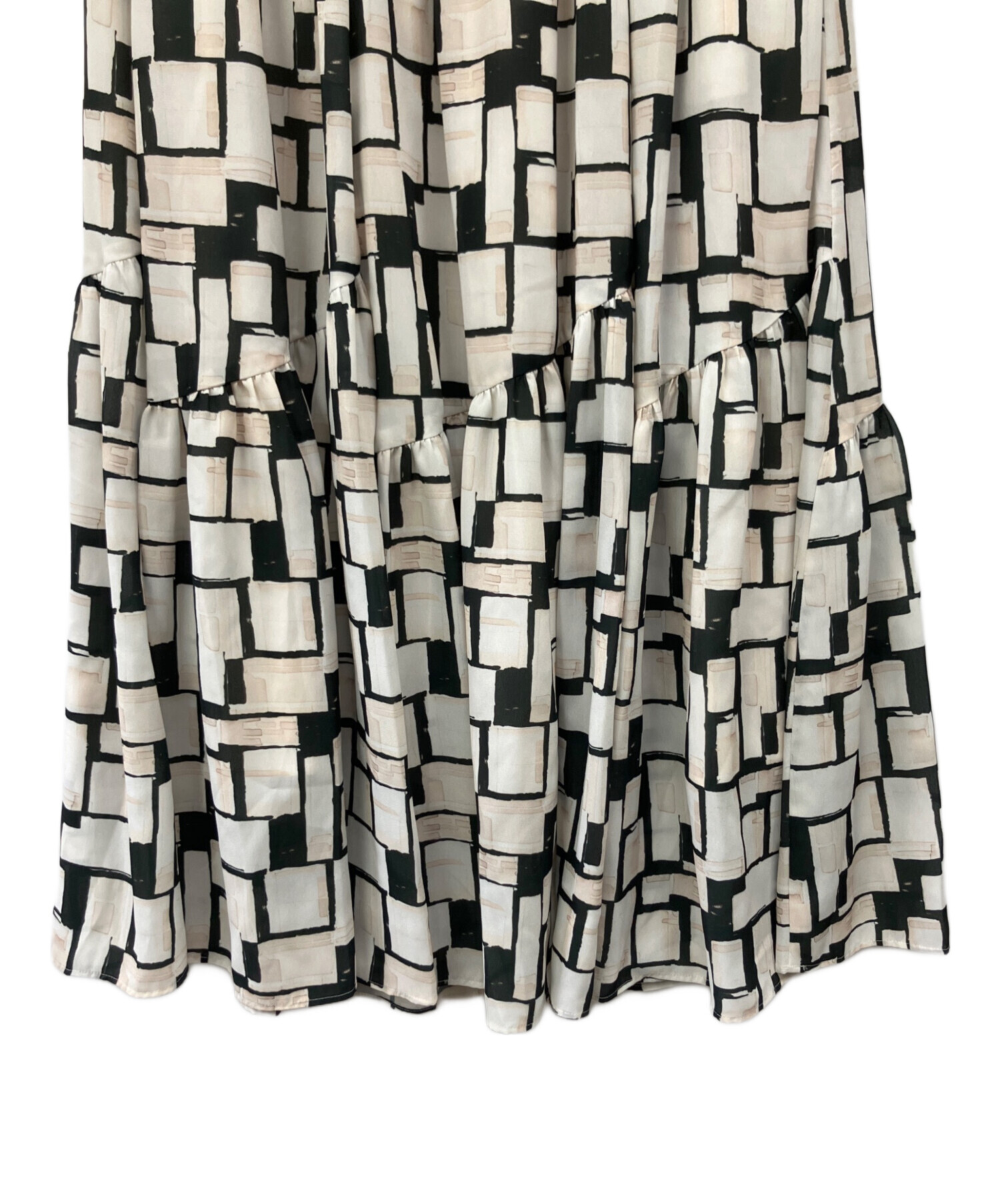 中古・古着通販】23区 (ニジュウサンク) ARGENTIコラージュプリント