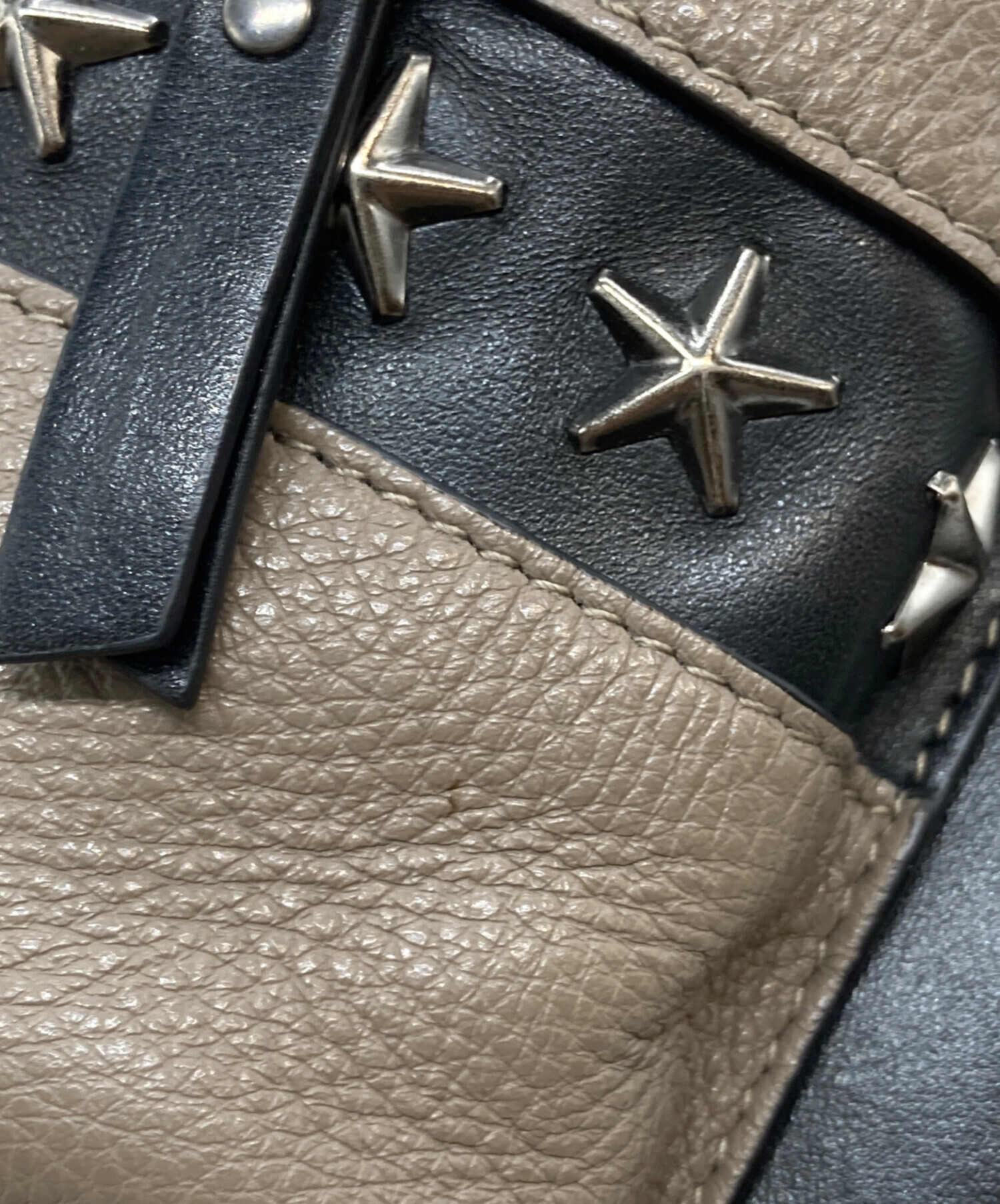 中古・古着通販】JIMMY CHOO (ジミーチュウ) スタッズボディバッグ