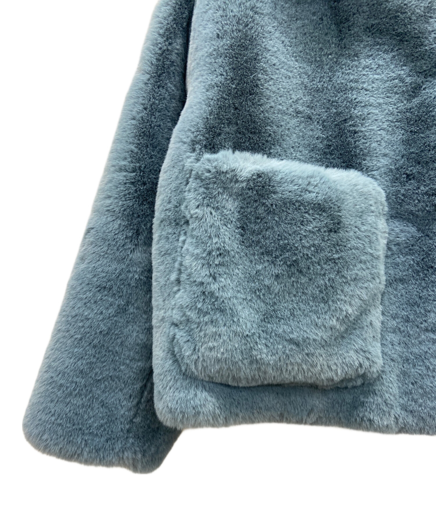 中古・古着通販】Jakke (ジャッキー) フェイクファーコート ブルー