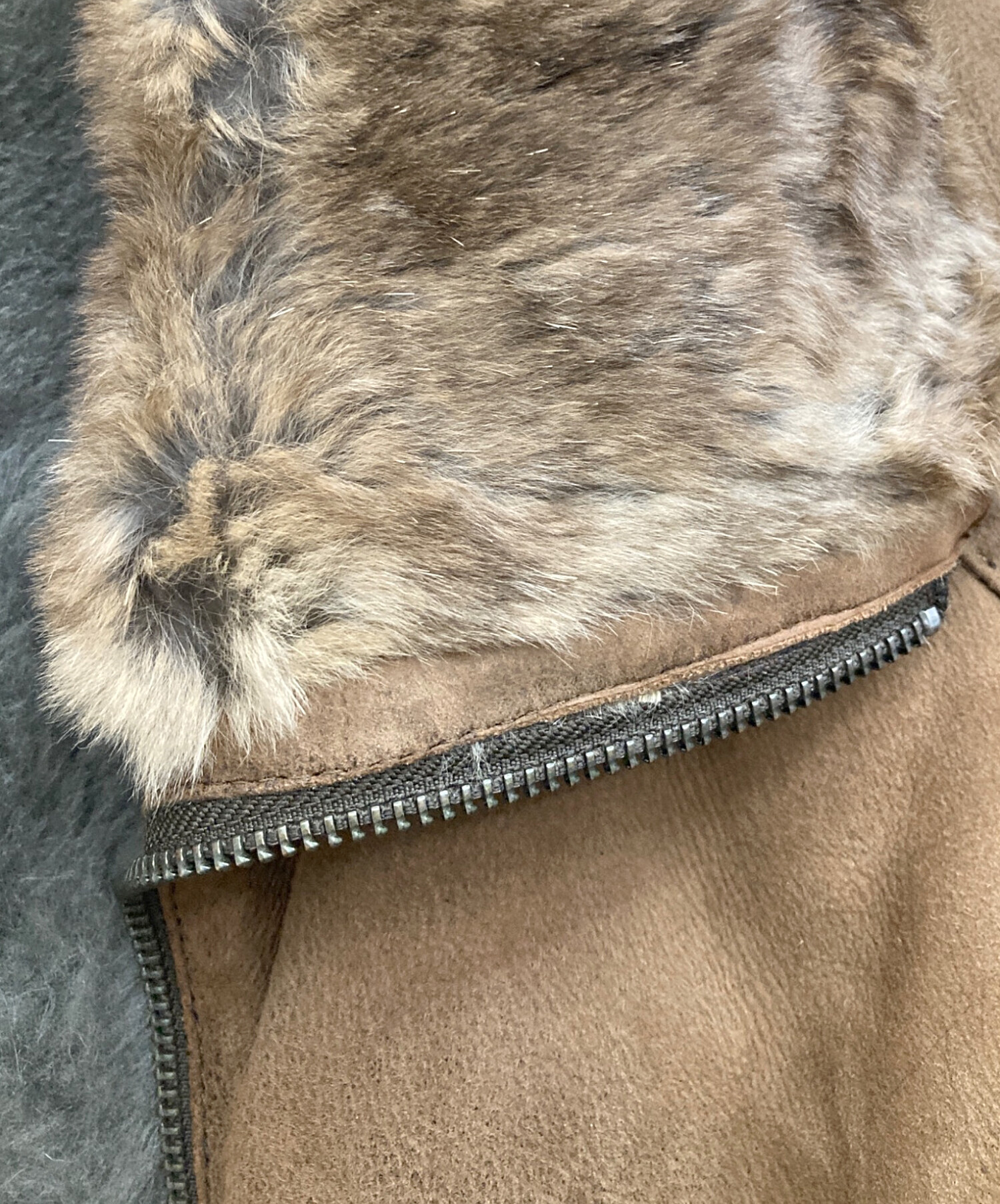 [古着ヴィンテージ] リアルムートンコートフォックスファー襟 本革 ブラウン茶S 古着ヴィンテージ] リアルムートンコートフォックスファー襟 本革