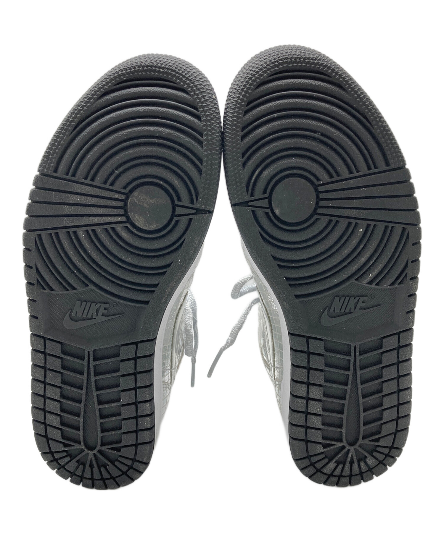 中古・古着通販】NIKE (ナイキ) スニーカー シルバー サイズ:26.5 