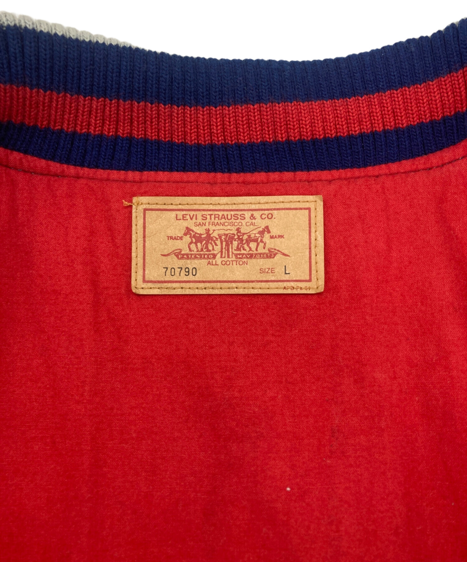 中古・古着通販】LEVI'S (リーバイス) スタジャン ネイビー サイズ