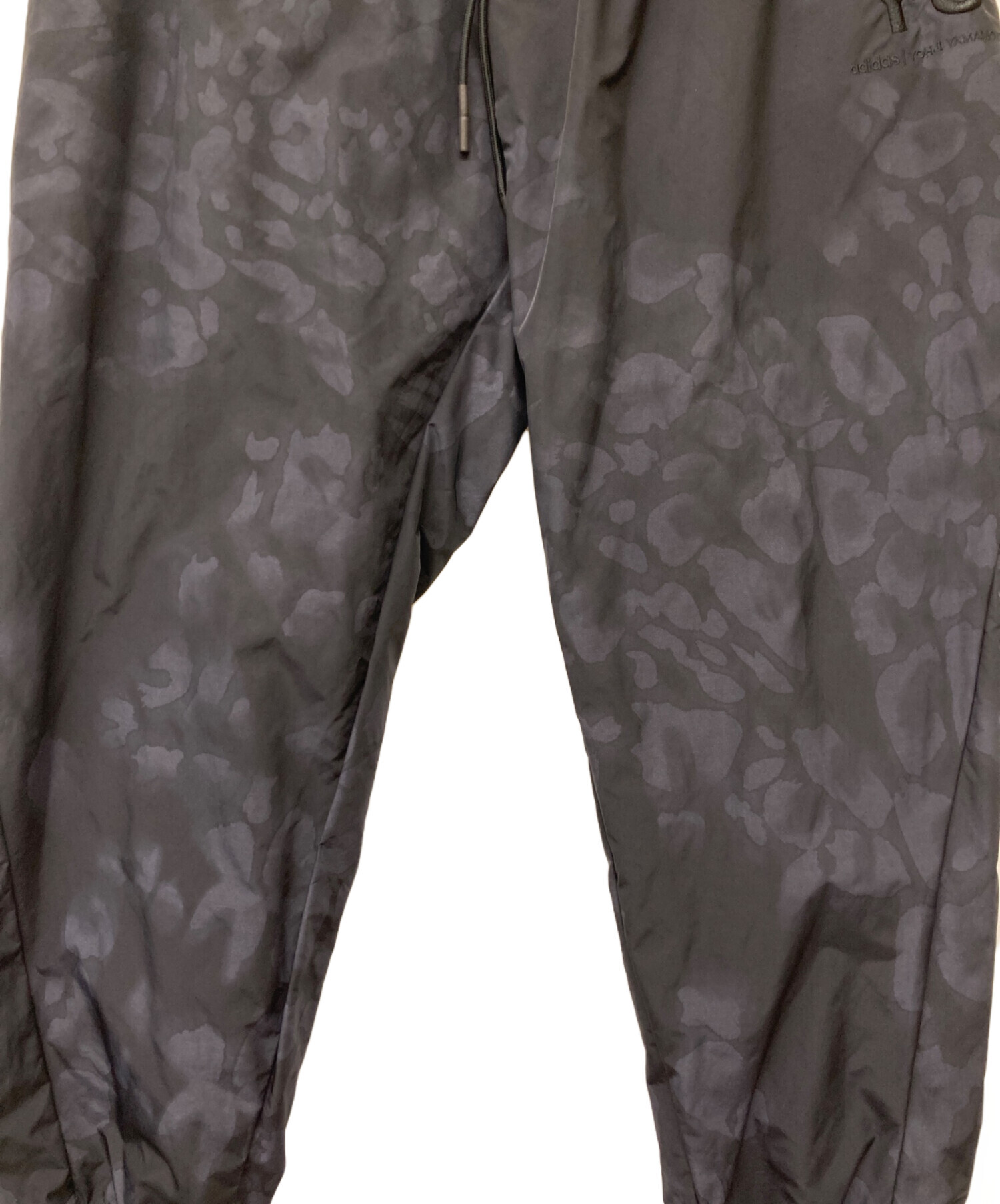 パンツ Y-3 M LEOPARD PRINT FOOTBALL PANTS Y-3（ワイスリー）の「M LEOPARD PRINT FOOTBALL PANTS（その他