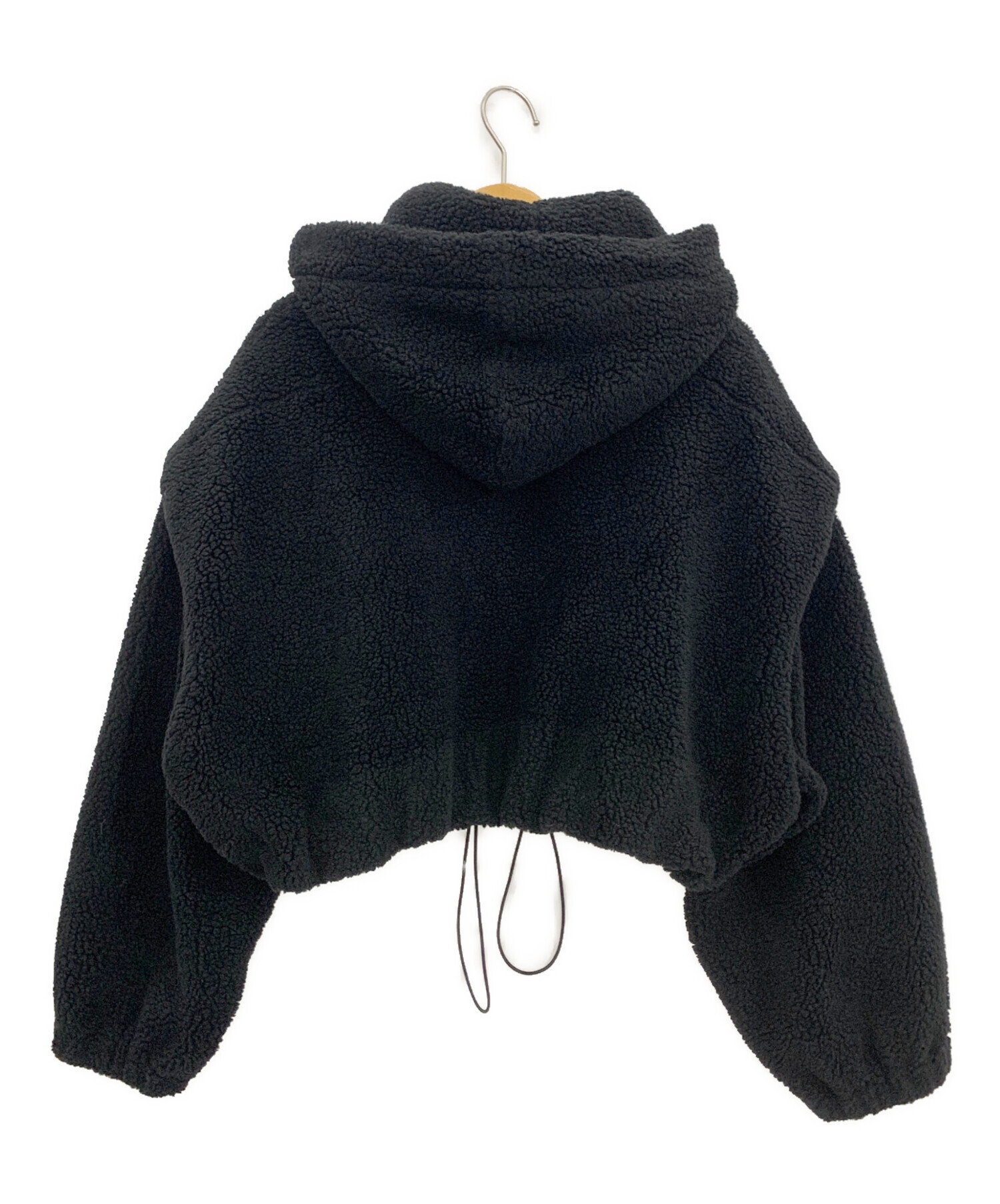 中古・古着通販】patou (パトゥ) クロップドボアパーカー ブラック 