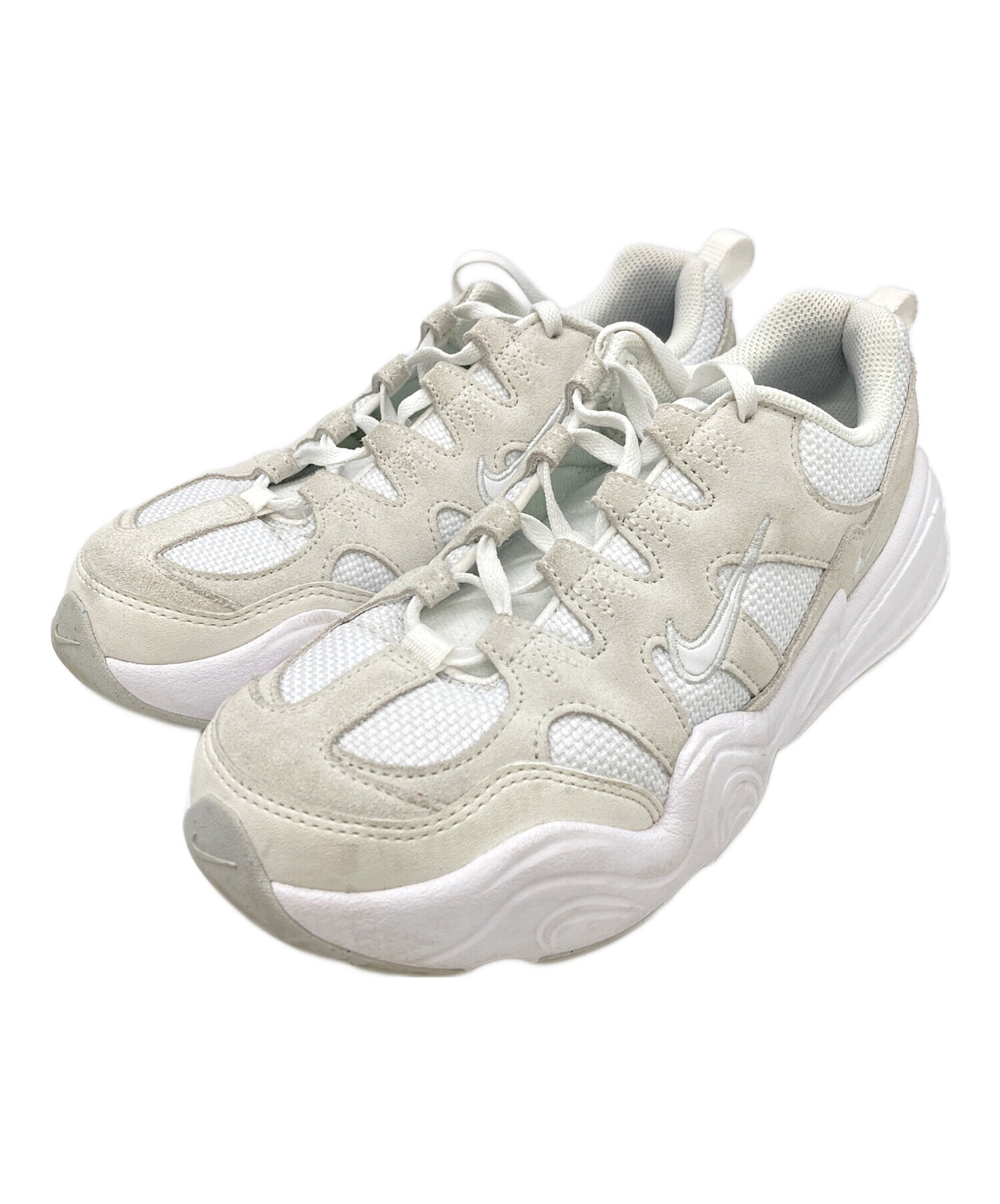 超美品！使用回数1回！  8190 US7  25㎝ 中古・古着通販】NIKE (ナイキ) 厚底スニーカー ホワイト サイズ:US7