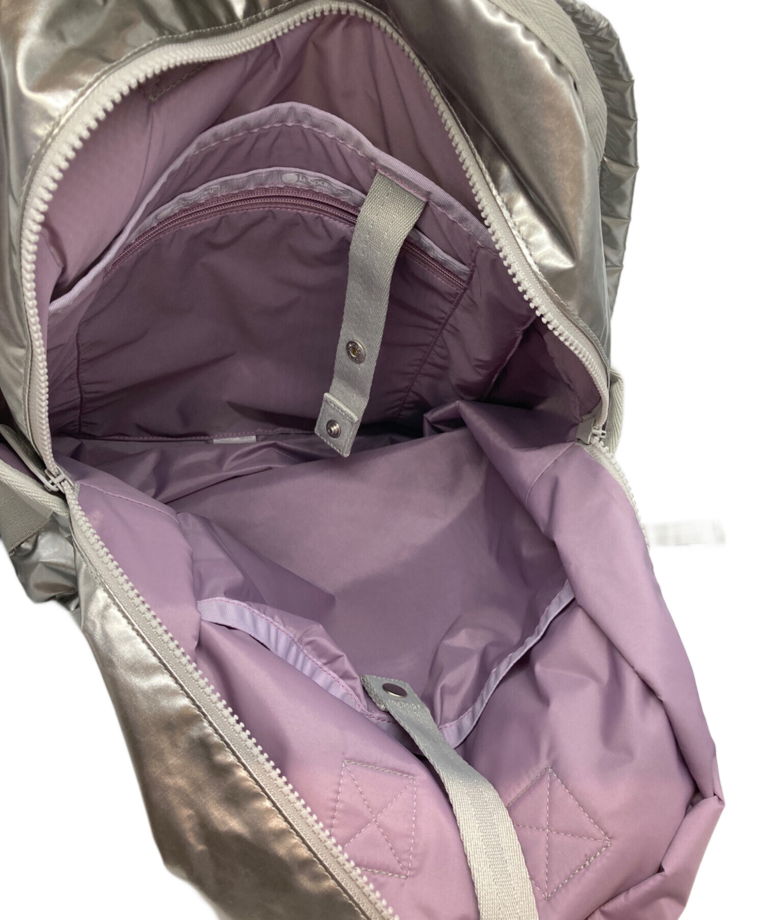 中古・古着通販】LeSportsac (レスポートサック) リュック シルバー
