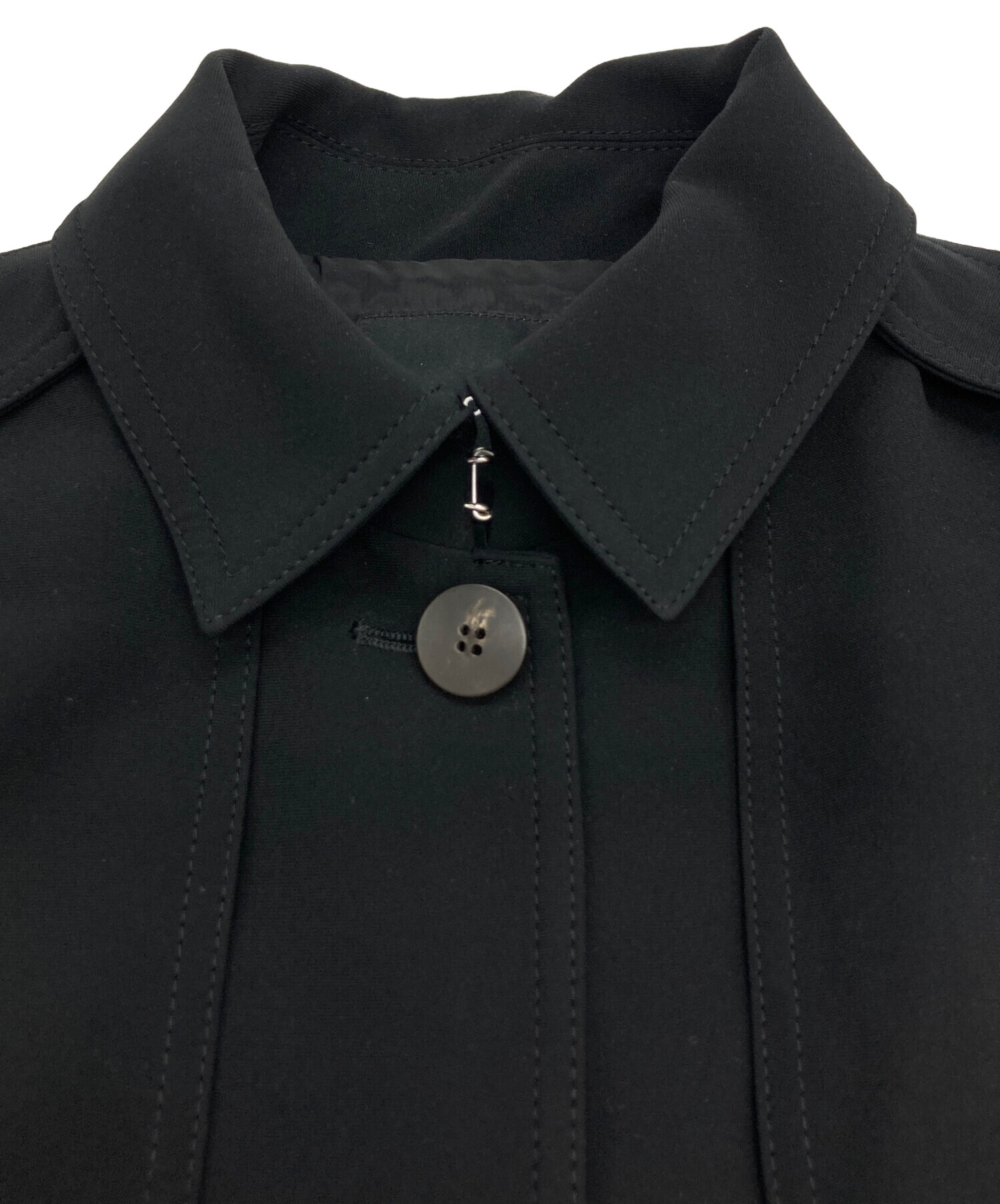 中古・古着通販】theory (セオリー) Dry Crepe Crop Trench W ブラック 中古・古着通販】theory (セオリー) Dry Crepe Crop Trench W ブラック