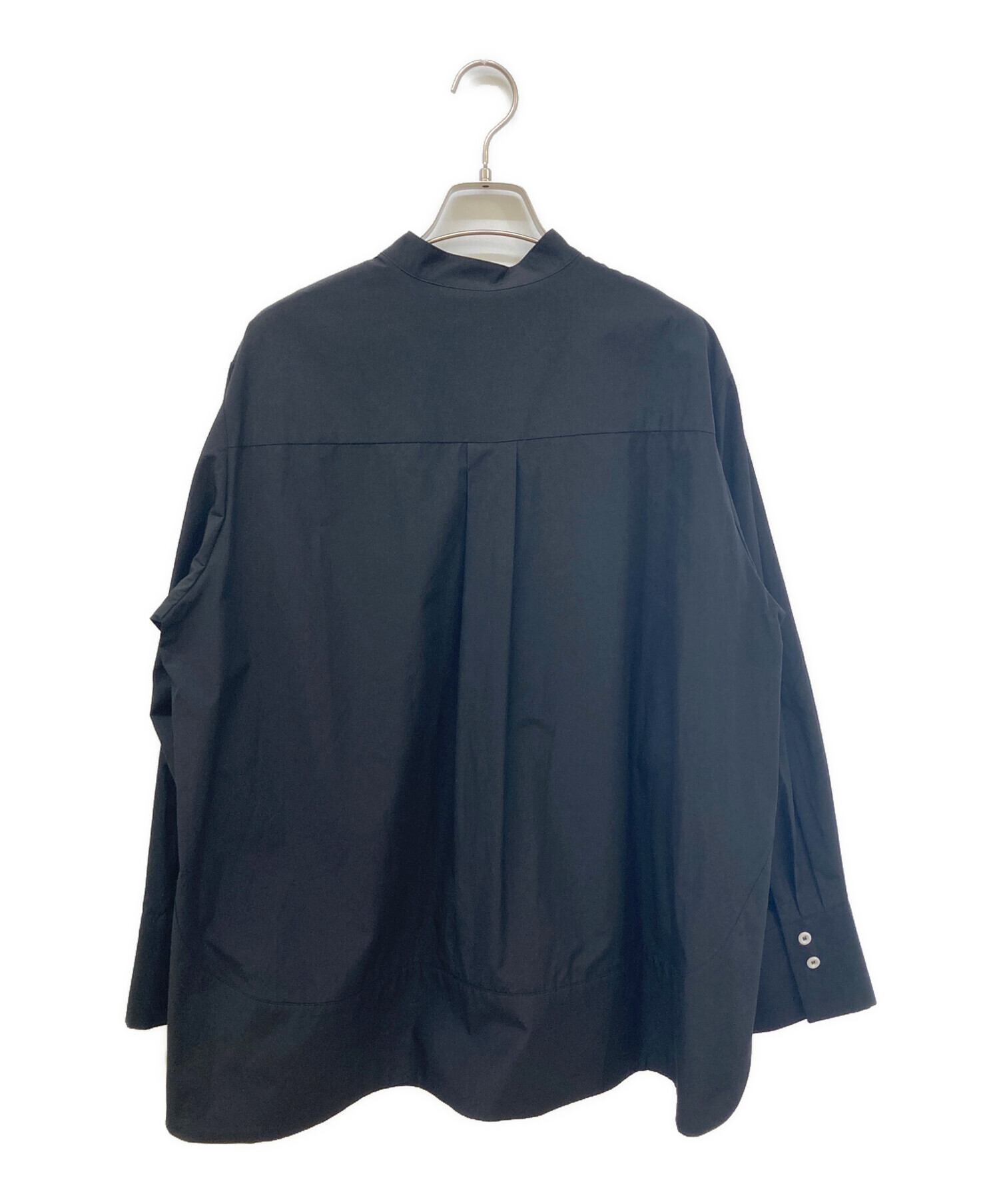 中古・古着通販】machatt (マチャット) ラウンドヘムシャツ ブラック