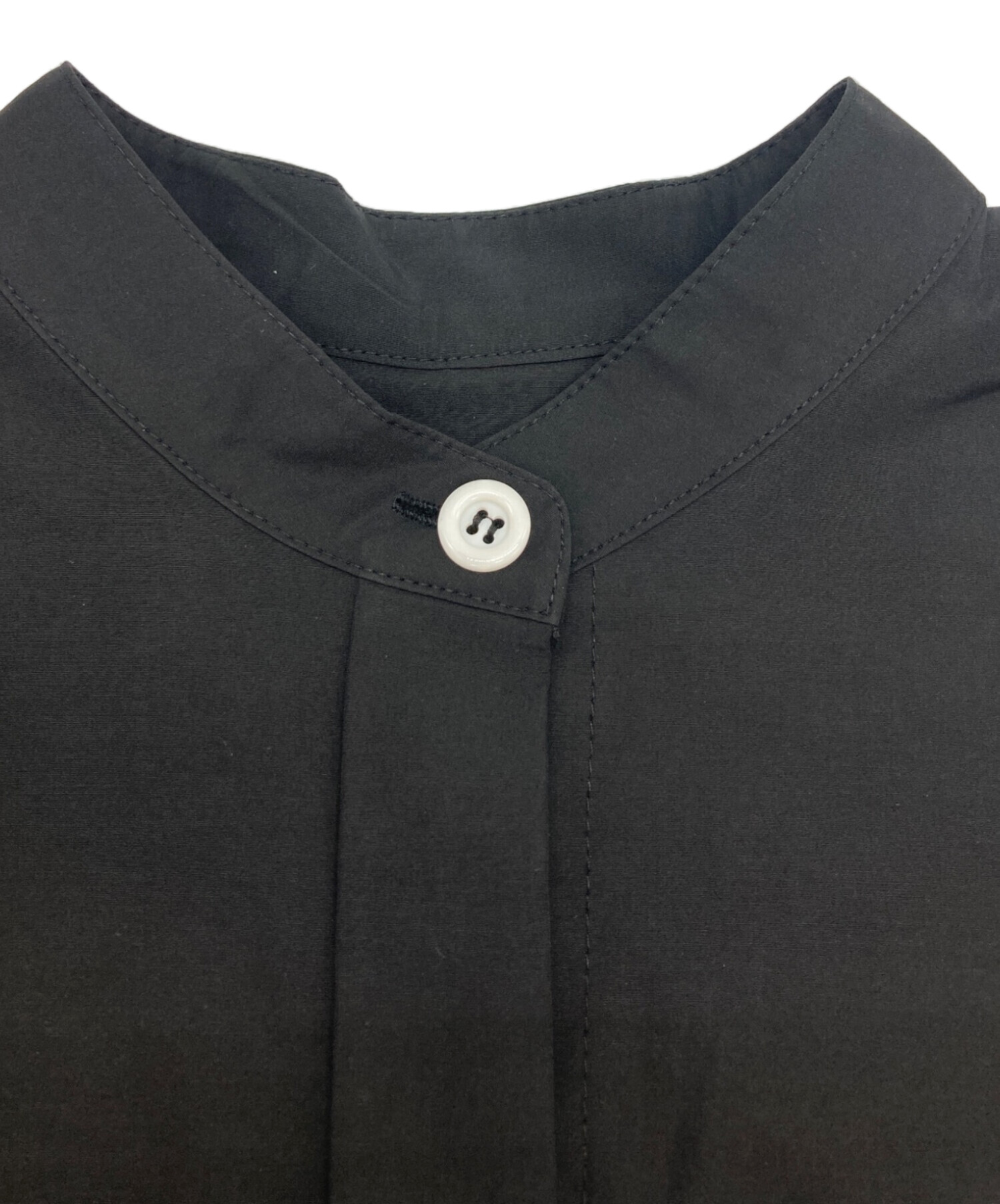 中古・古着通販】machatt (マチャット) ラウンドヘムシャツ ブラック