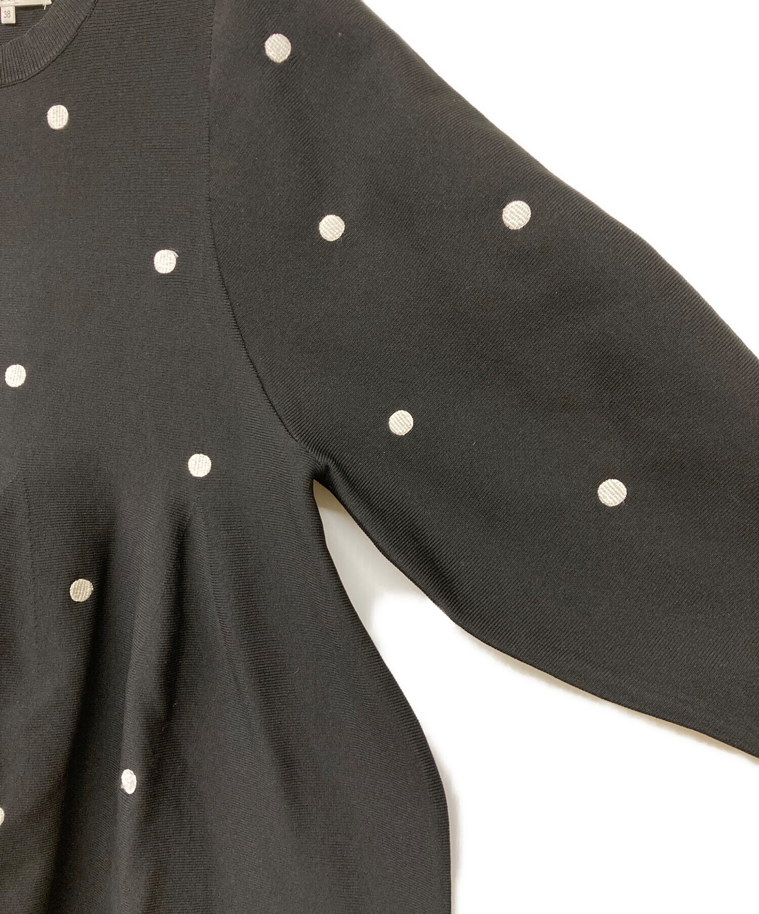 中古・古着通販】CADUNE (カデュネ) ドットペプラムニット ブラック