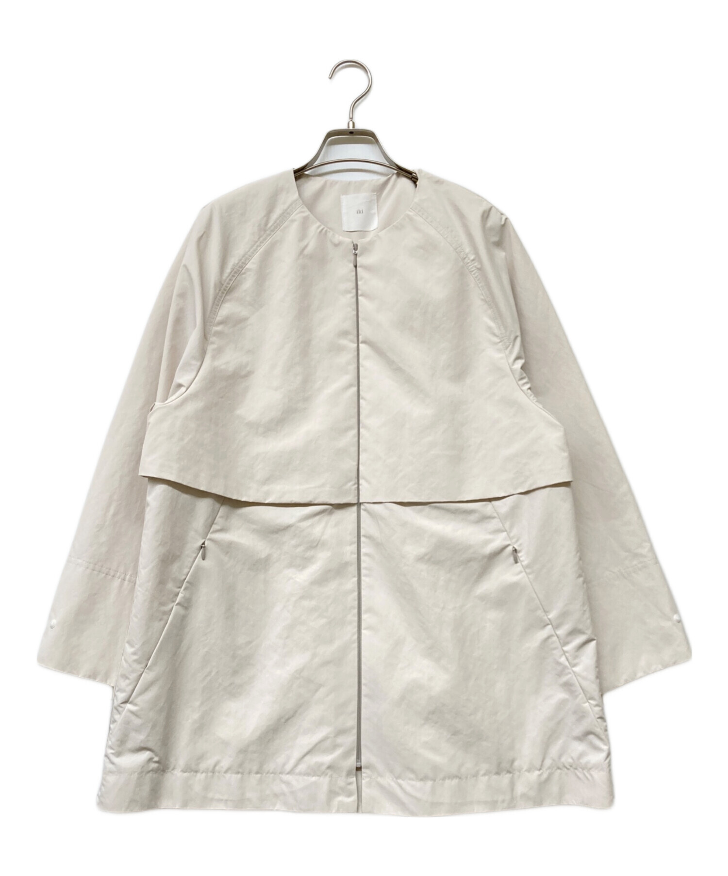 中古・古着通販】iki (イキ) 割繊ウェザーショートコート ホワイト